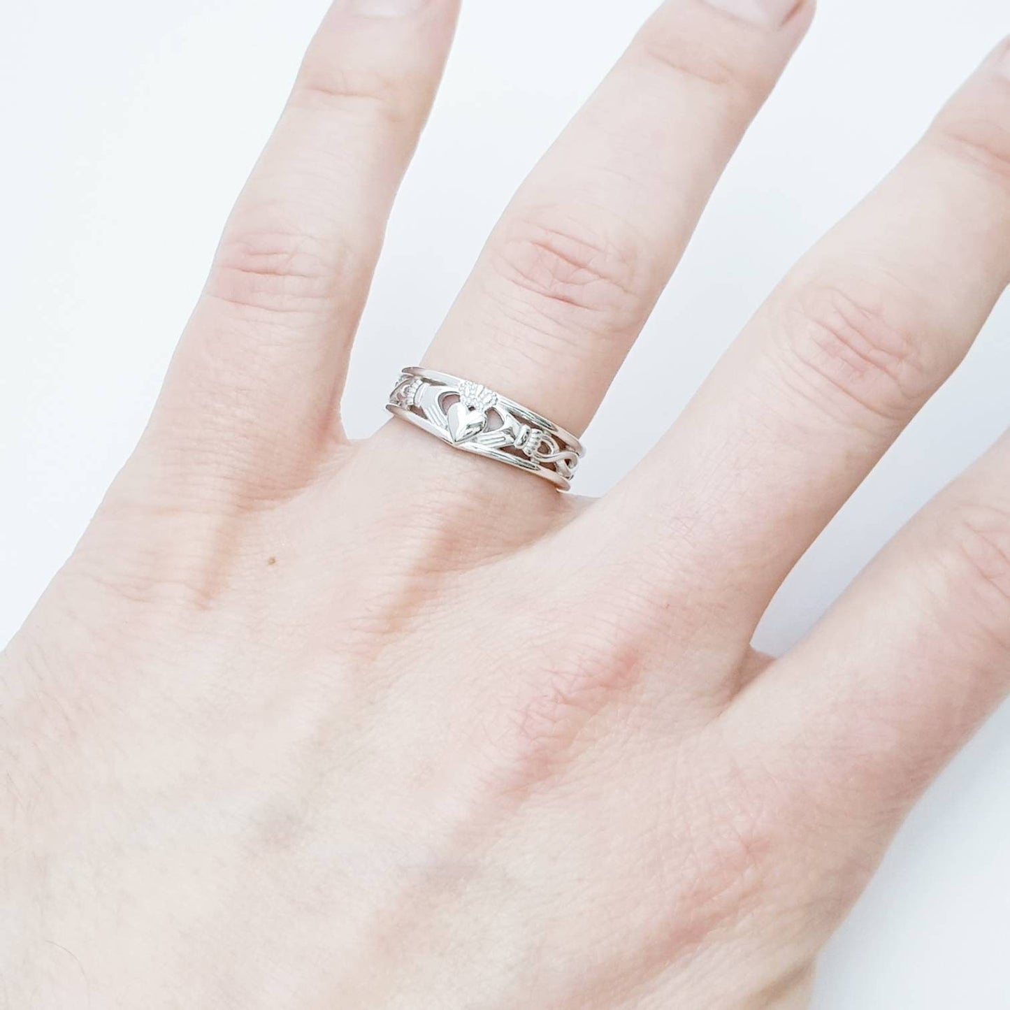 Sterling Silver Claddagh ring, celtic Knot Claddagh Ring, Irish claddagh band