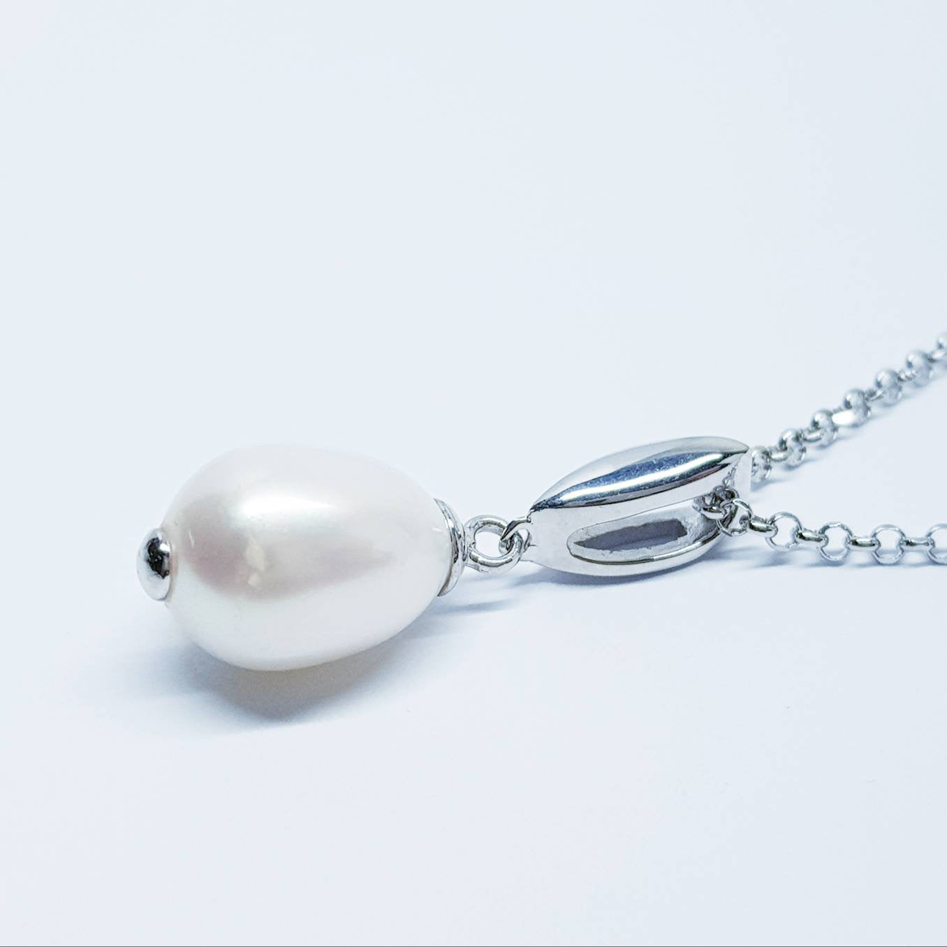 Single Pearl Pendant, pearl Jewelry, Real Pearl necklace, Elegant pearl pendant, vintage pearl