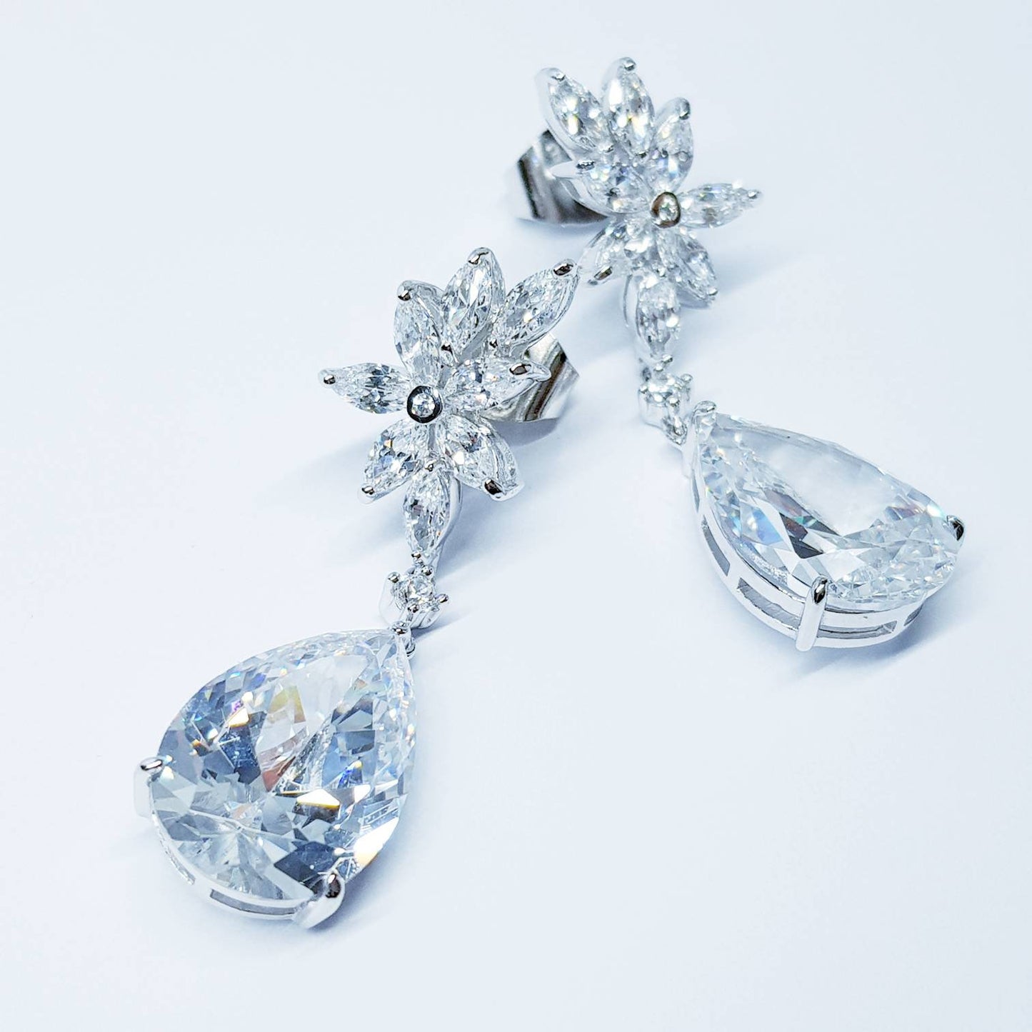 Bridal Diamond Earrings, chandelier Earrings, long teardrop Earrings, drop and dangle Earrings, vintage drop earrings