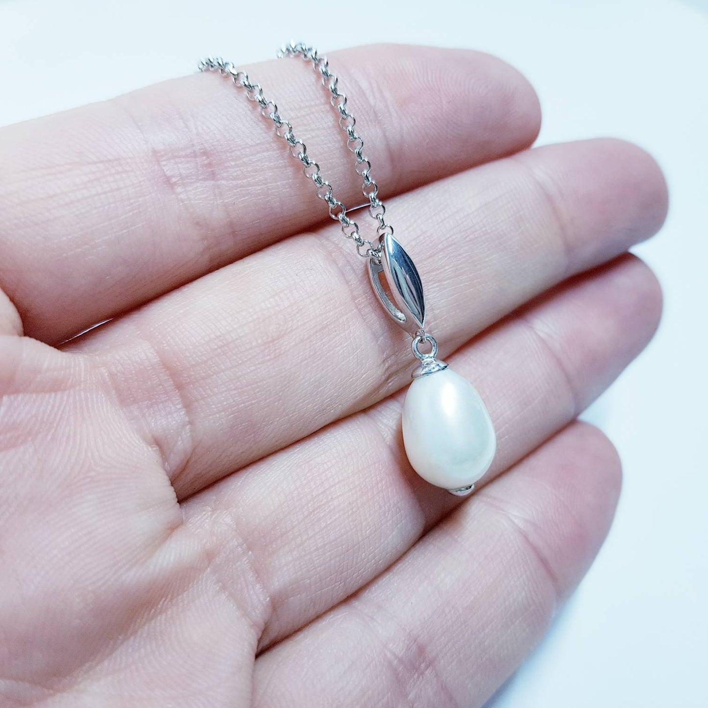 Single Pearl Pendant, pearl Jewelry, Real Pearl necklace, Elegant pearl pendant, vintage pearl