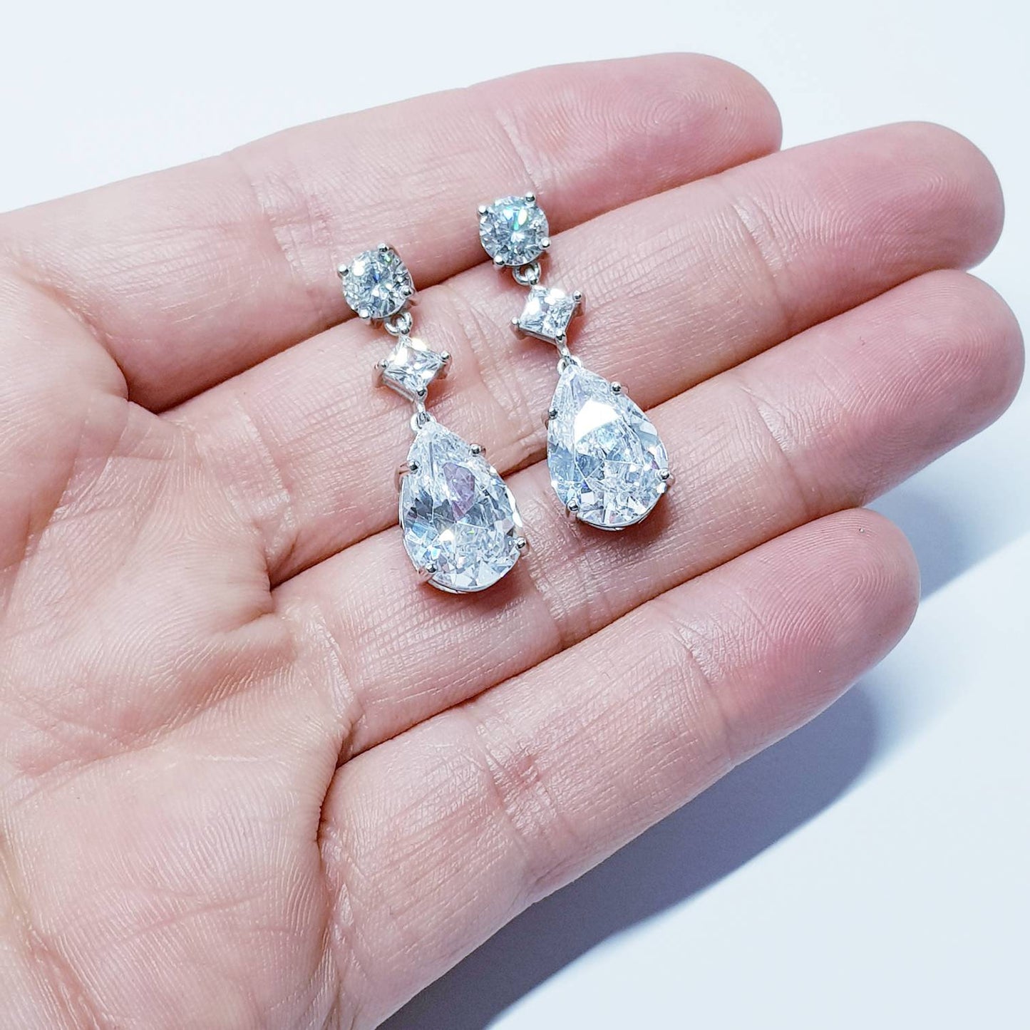 Bridal Diamond Earrings, chandelier Earrings, long teardrop Earrings, drop and dangle Earrings, vintage drop earrings