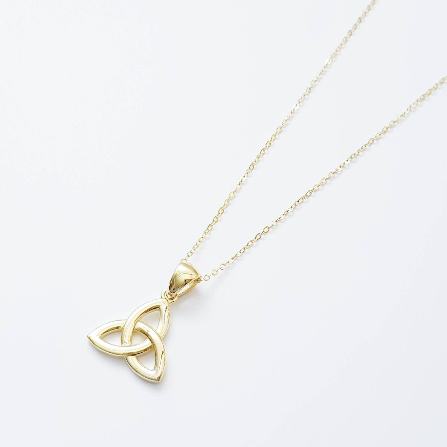 Trinity knot pendant, celtic necklace made in Ireland
