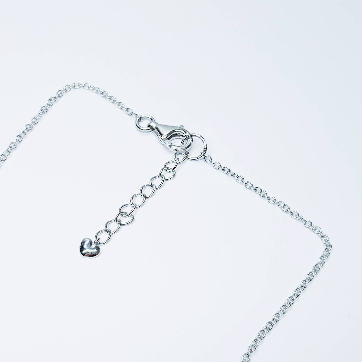 Love hearts and flowers necklace