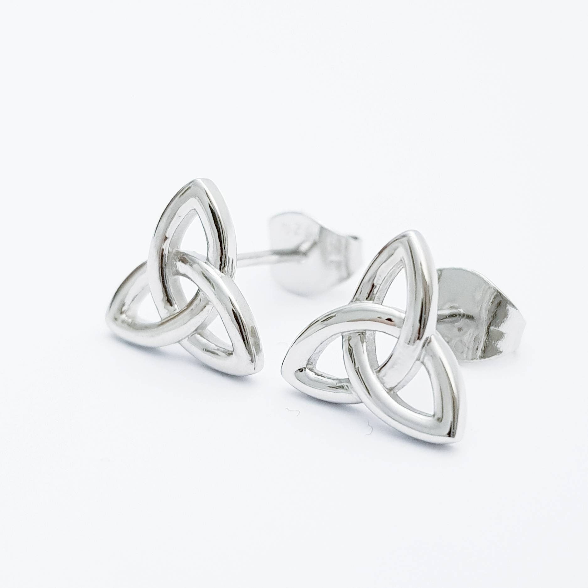 Small celtic knot Earrings, dainty Celtic studs, small trinity knot stud earrings, small celtic studs