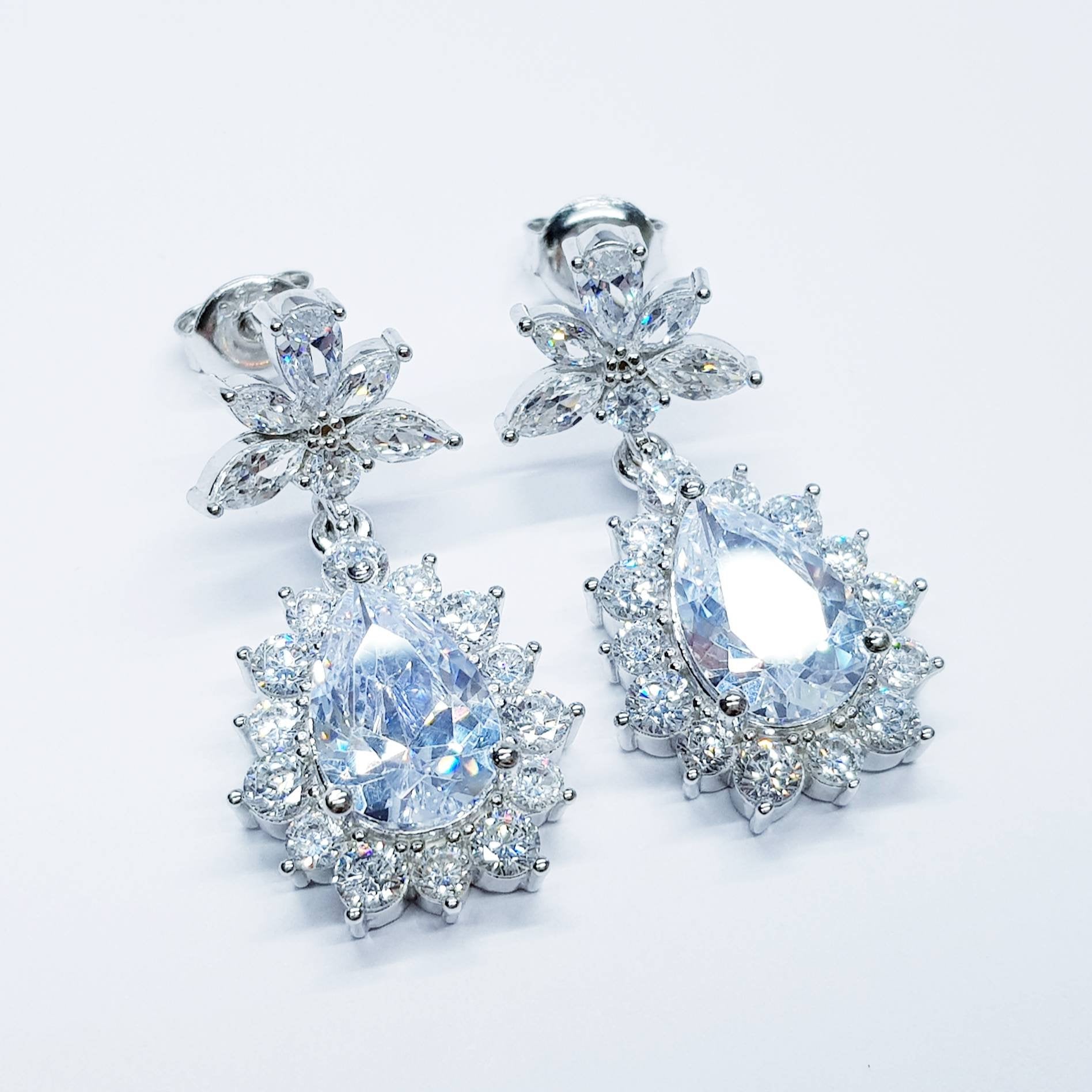 Bridal Diamond Earrings, chandelier Earrings, long teardrop Earrings, marquis and pear shaped stones