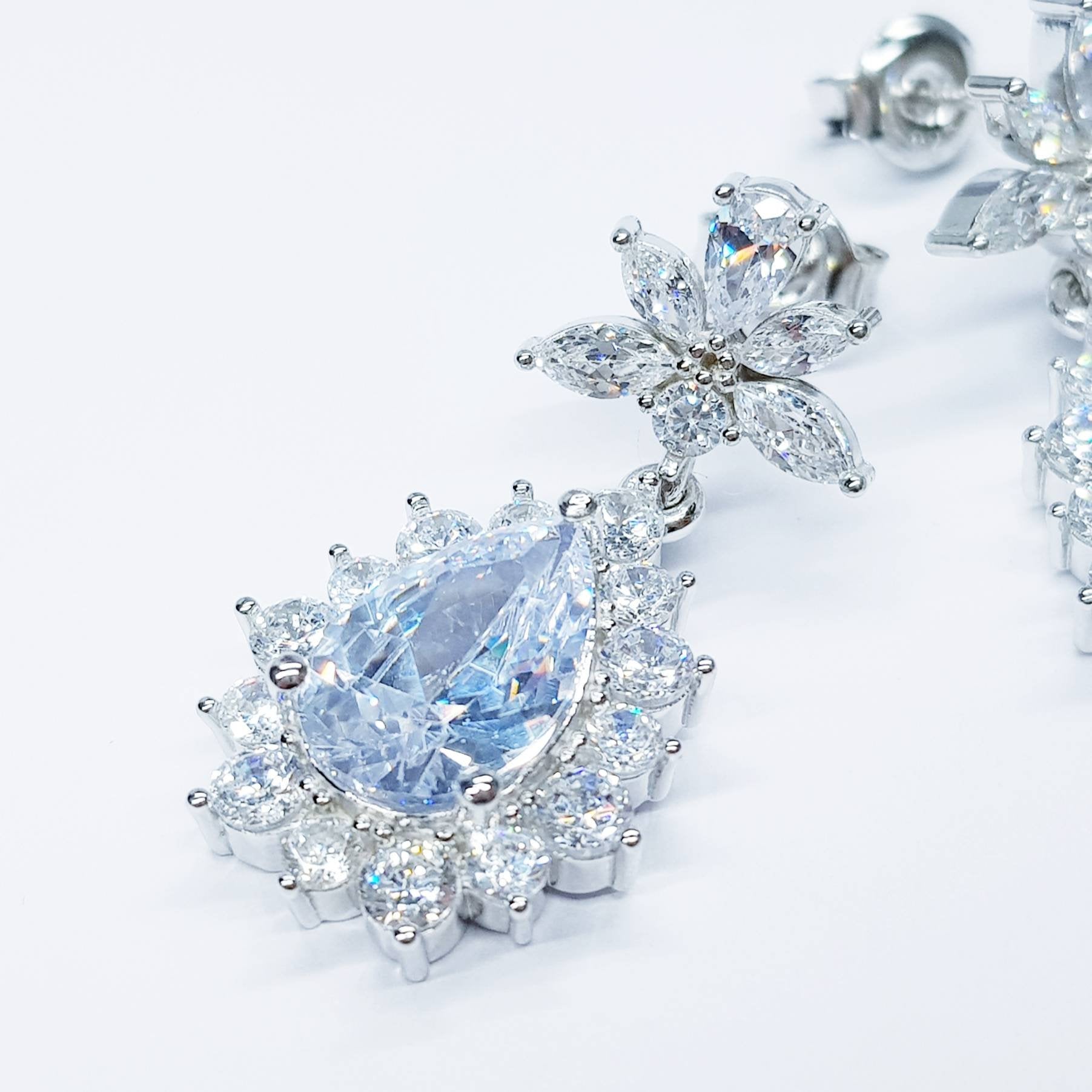 Bridal Diamond Earrings, chandelier Earrings, long teardrop Earrings, marquis and pear shaped stones