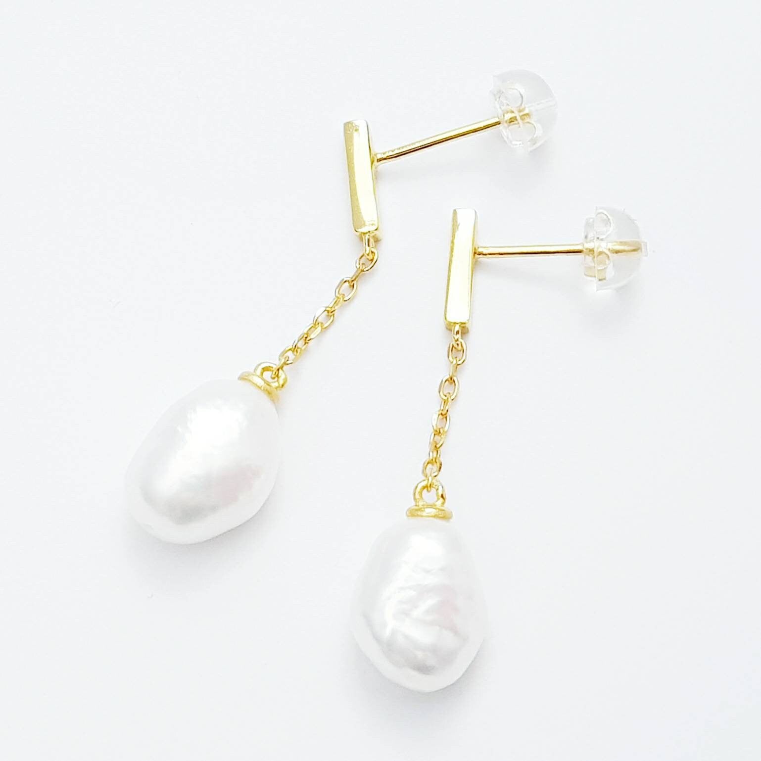 925 silver Pearl drop earrings with gold plating