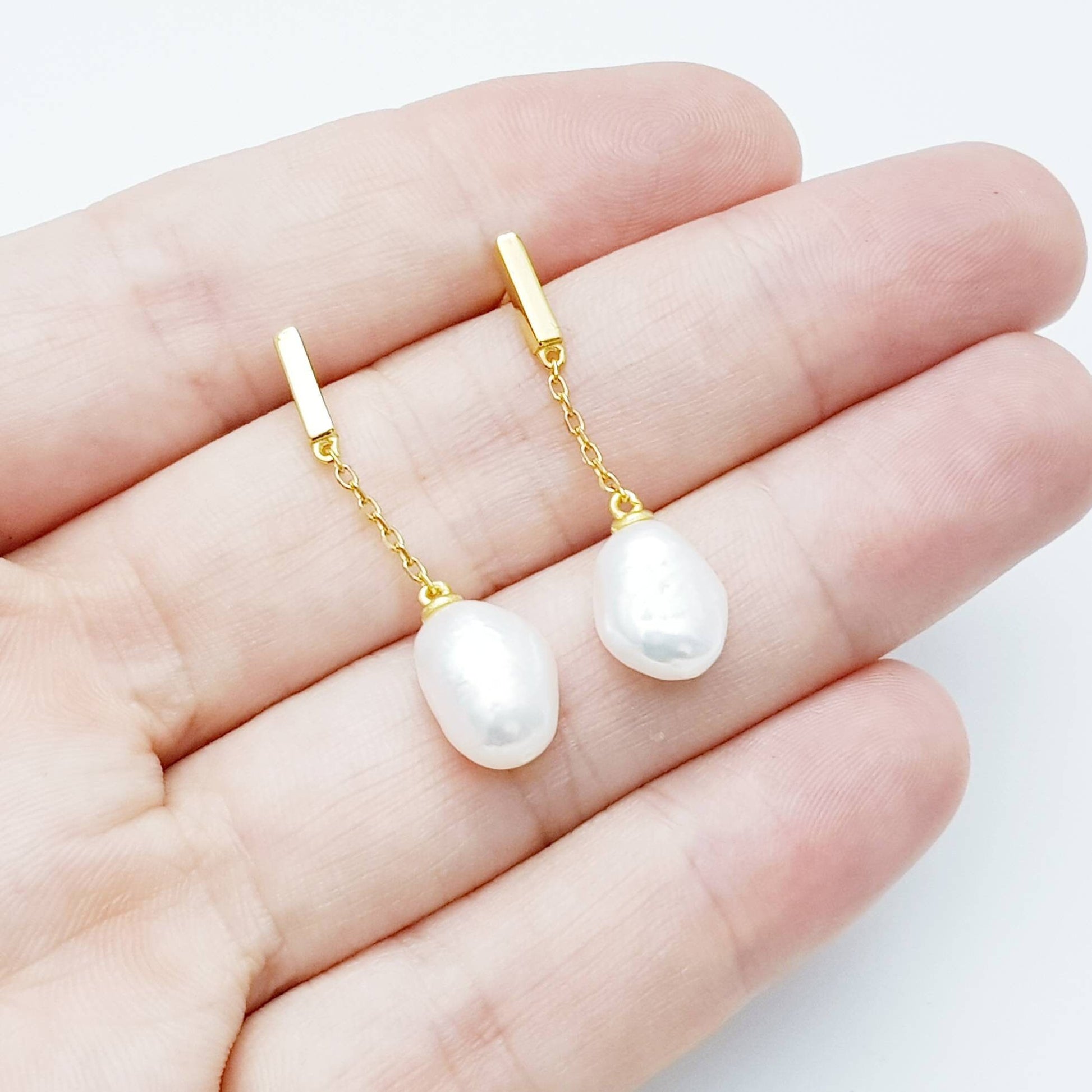 925 silver Pearl drop earrings with gold plating