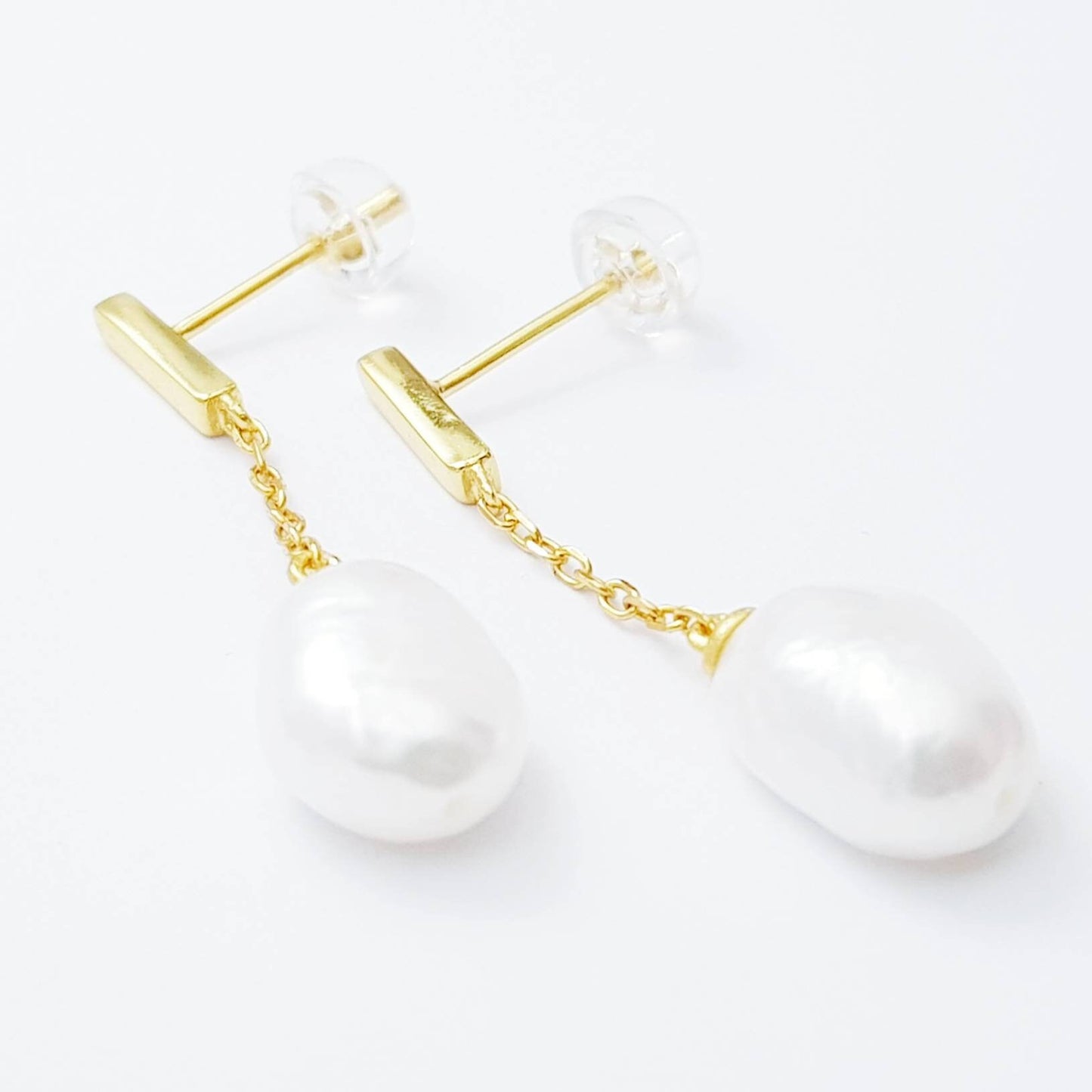 925 silver Pearl drop earrings with gold plating