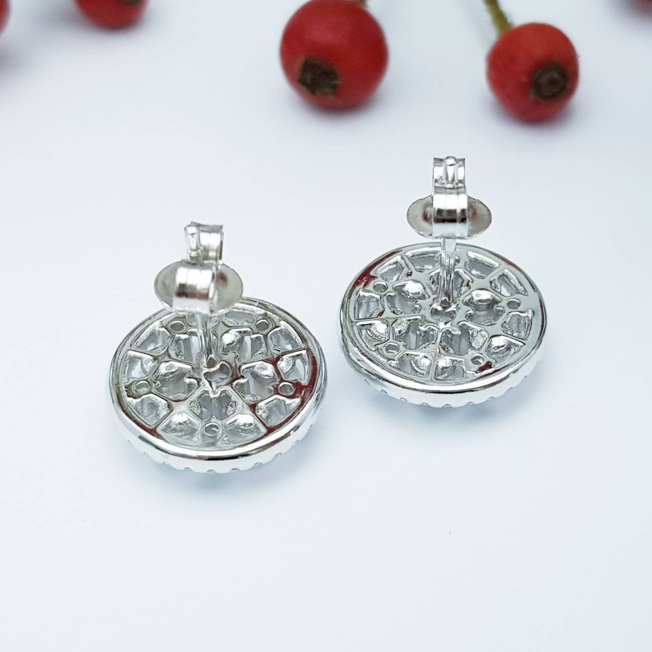 Vintage round pearl and faux diamond earrings, bridal pearl studs, elegant round pearl earrings