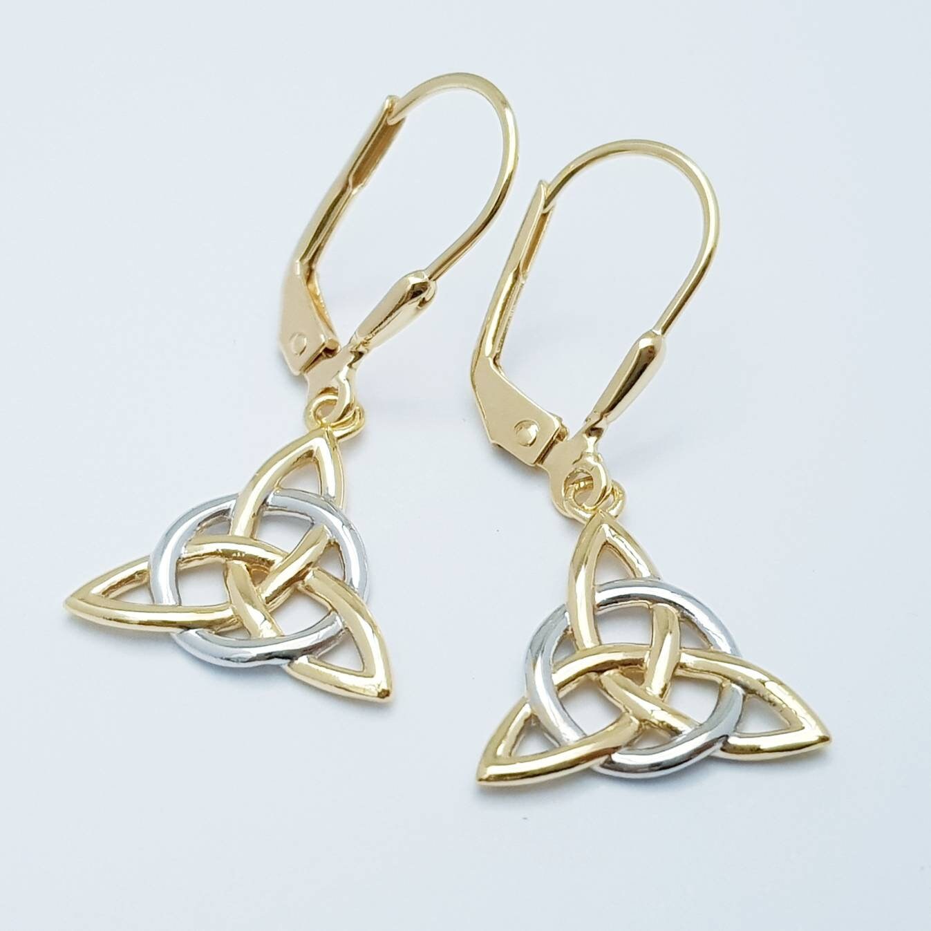 Silver Celtic knot Earrings, Irish Earrings, two tone Celtic Earrings, trilateral earrings