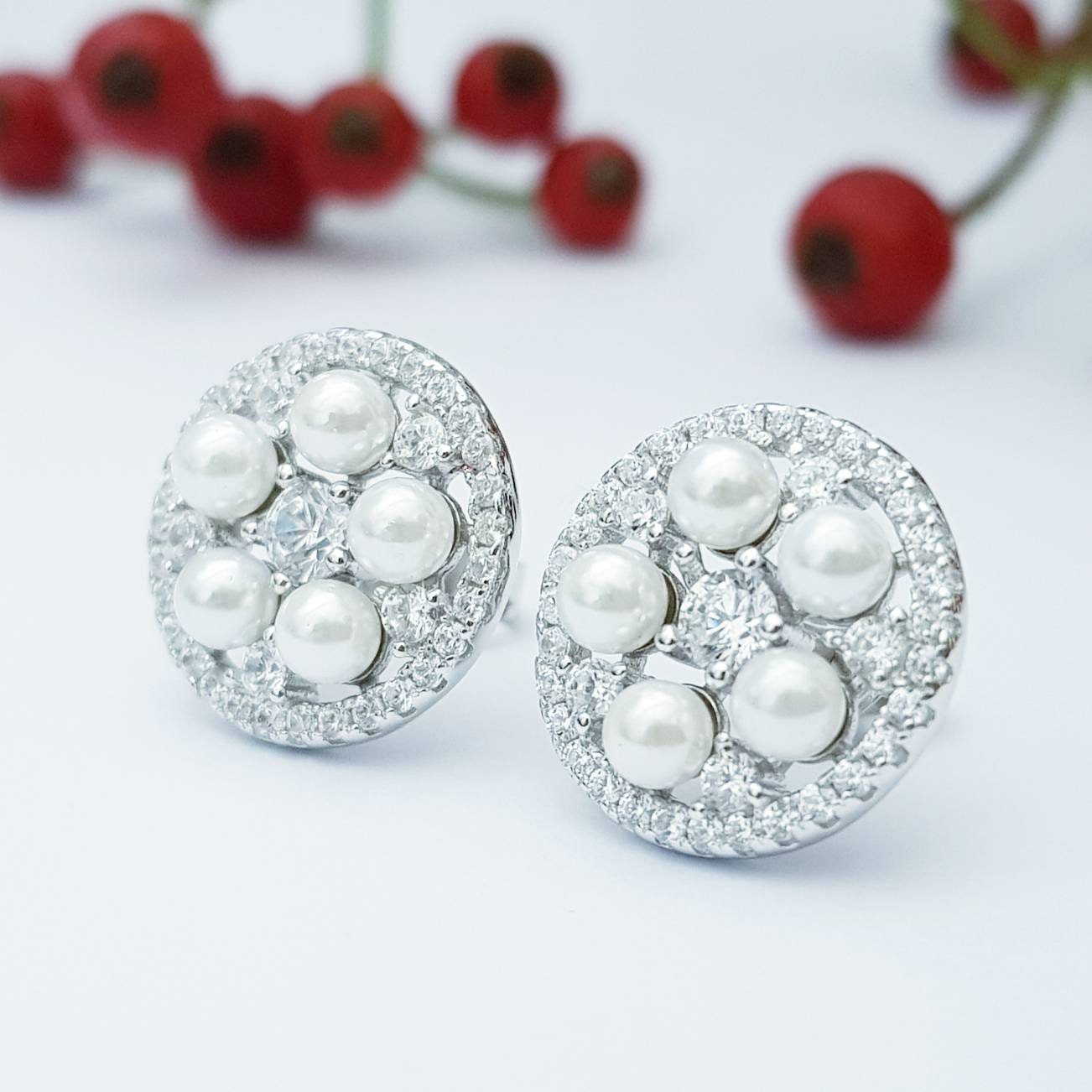 Vintage round pearl and faux diamond earrings, bridal pearl studs, elegant round pearl earrings