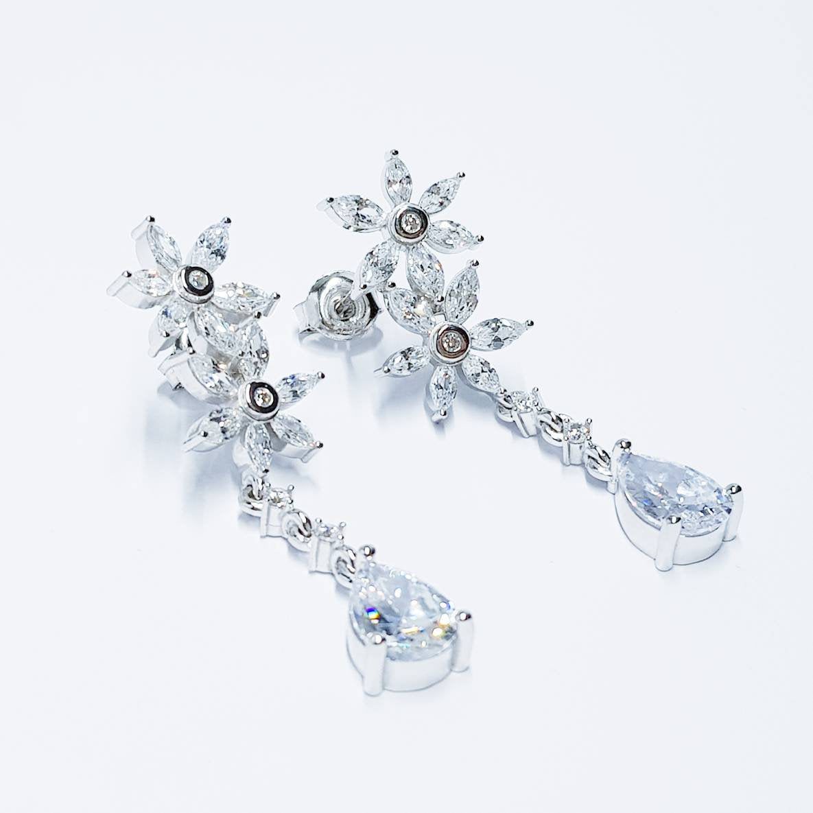 Bridal Diamond Earrings, chandelier Earrings, long teardrop Earrings, marquis and pear shaped stones