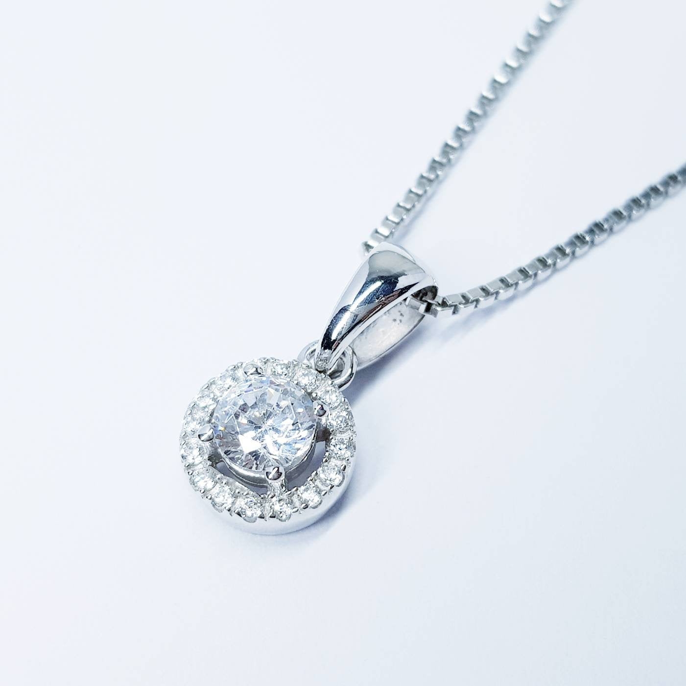 Dainty sterling silver necklace, small white diamond simulant pendant, Vintage necklace, small oval pendant