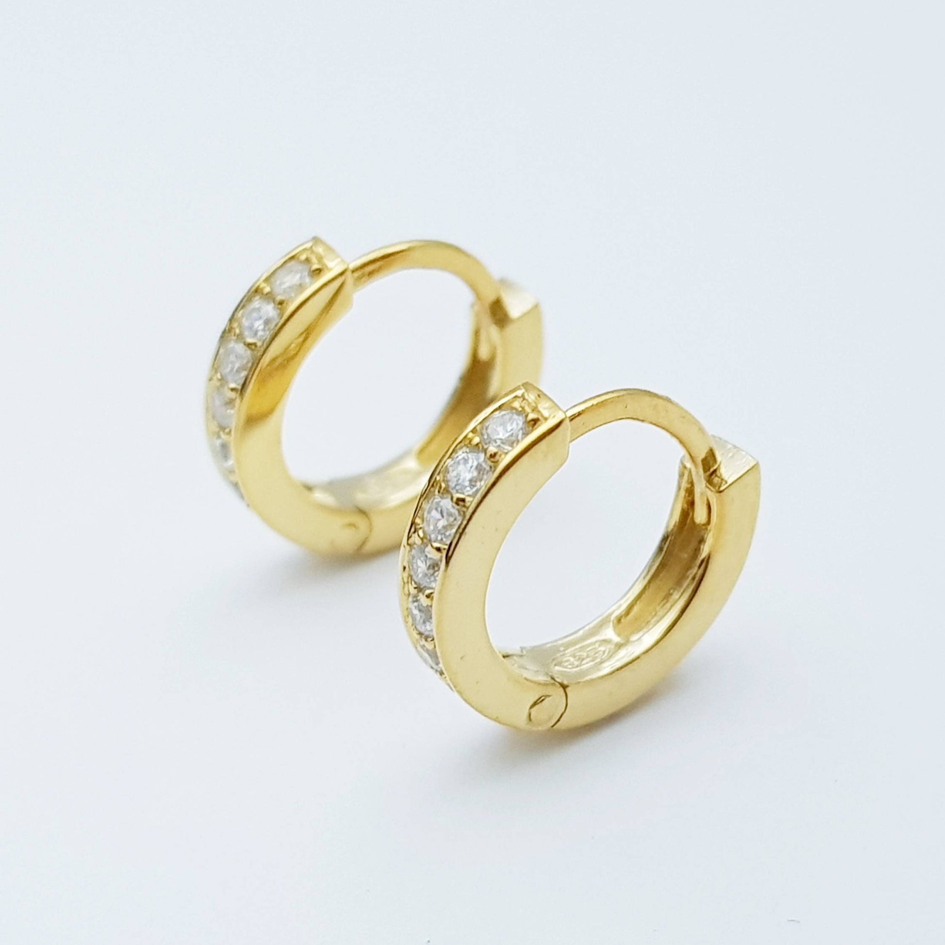 Small hoop earrings, silver huggie earrings, gold plated plain huggies, dainty hoops