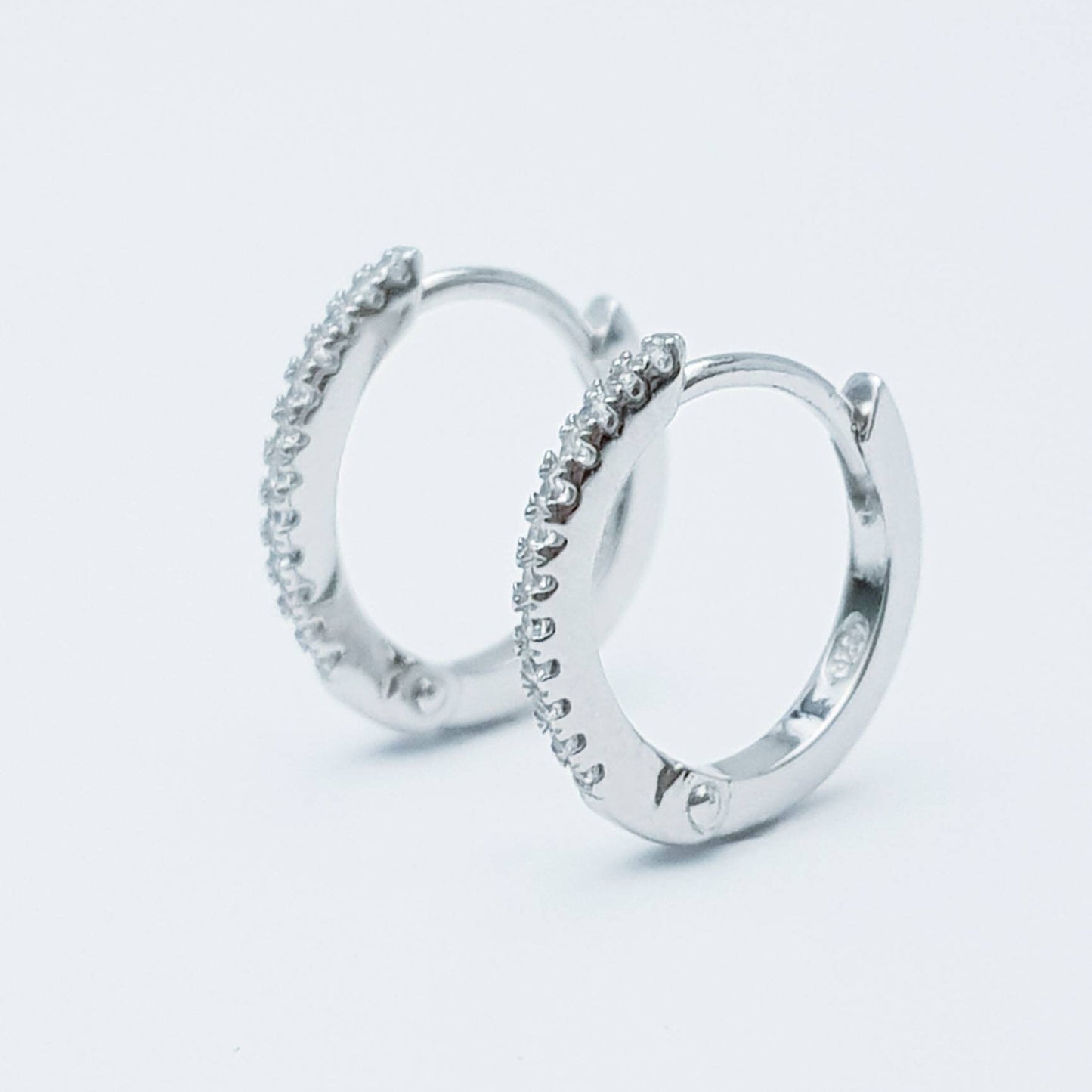 Thin hoop earrings - minimal jewelry - dainty hoops - silver Huggie earrings