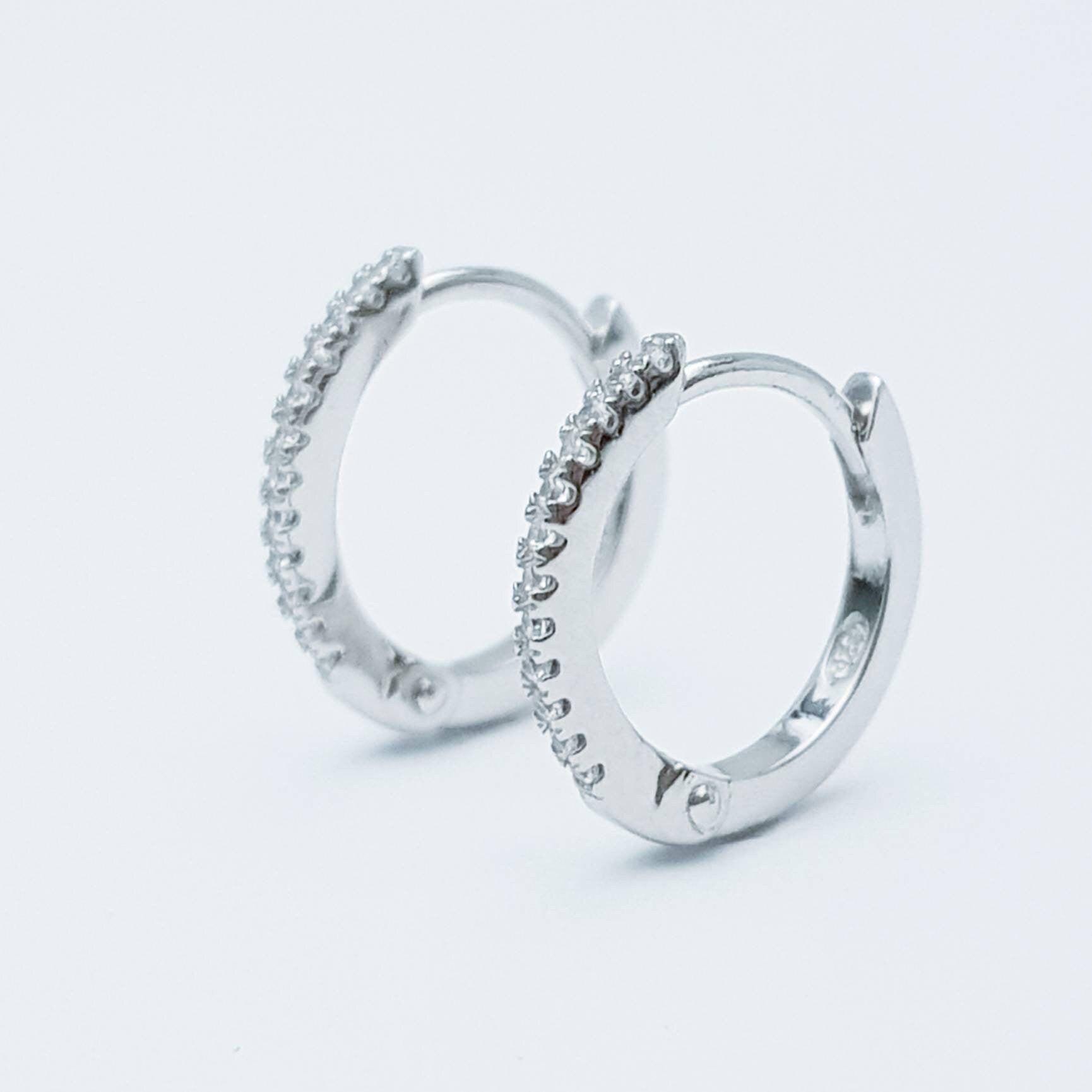 Thin hoop earrings - minimal jewelry - dainty hoops - silver Huggie earrings