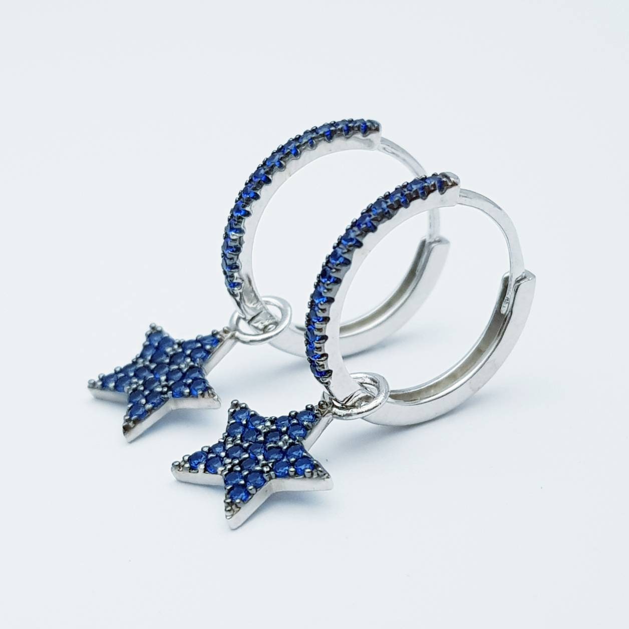 Thin hoop earrings, with removable heart charm, two earrings in one, silver Huggie earrings