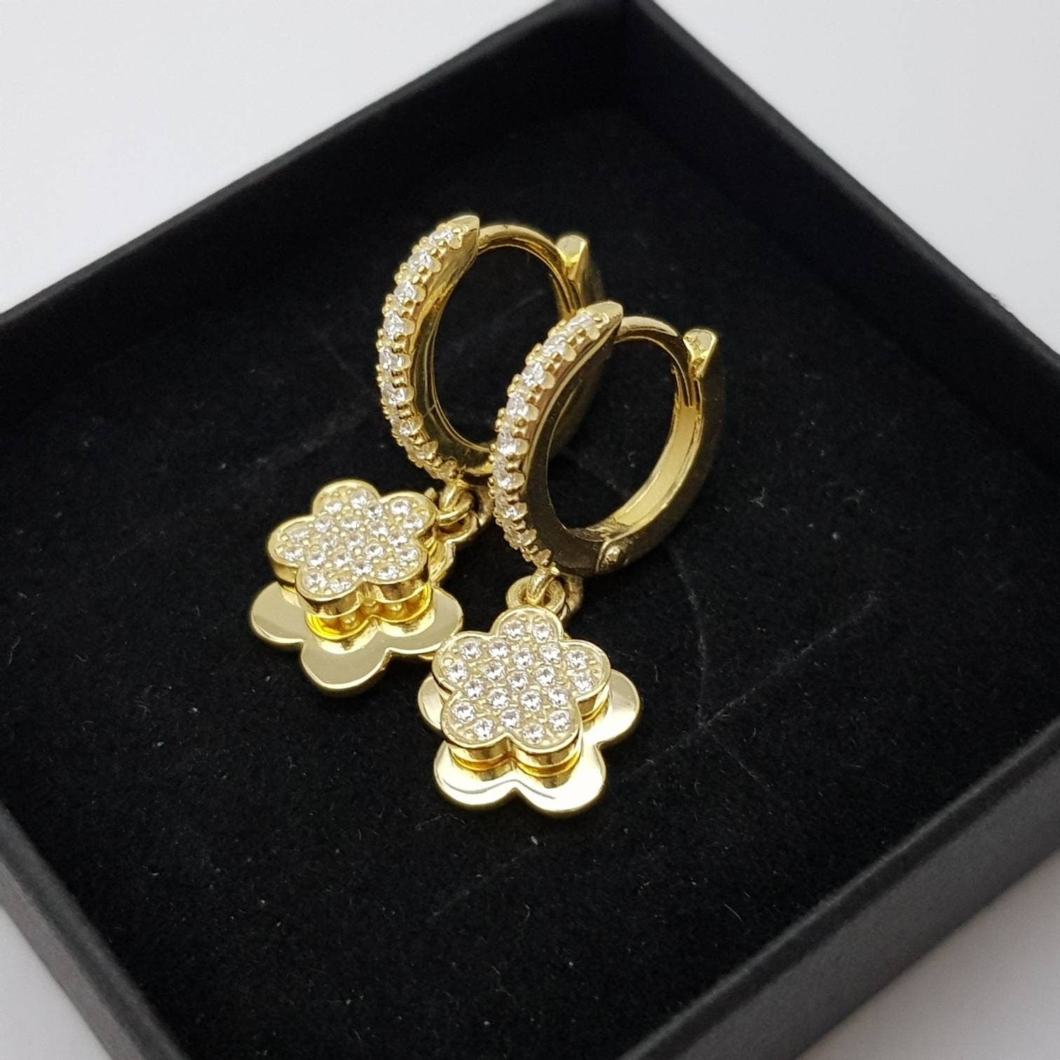 Dainty silver hoop earrings with two dangling floral charms, cute flower drop earrings, Minimalist Earrings, 925 Silver Dangle Hoops,