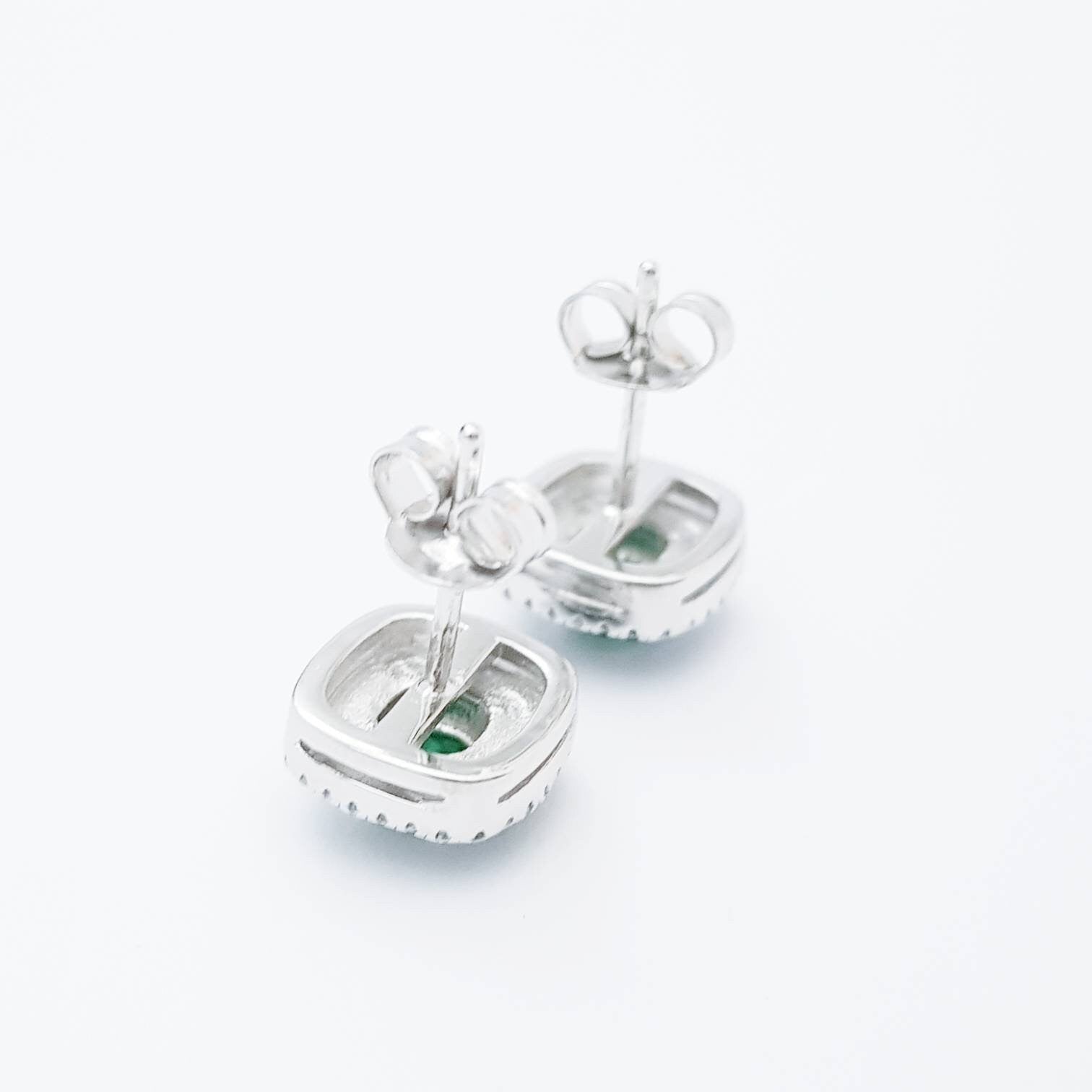 Green earrings, emerald stud earrings, gift for women, vintage earrings, black lacquer earrings, earrings for women, may birthstone studs