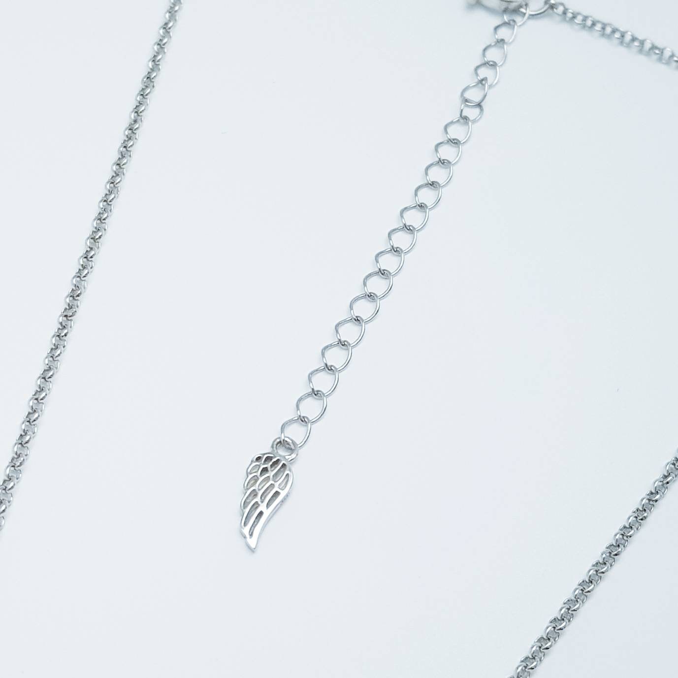 Dainty Claddagh pendant, Irish claddagh necklace from Galway, Gold and Silver claddagh necklace