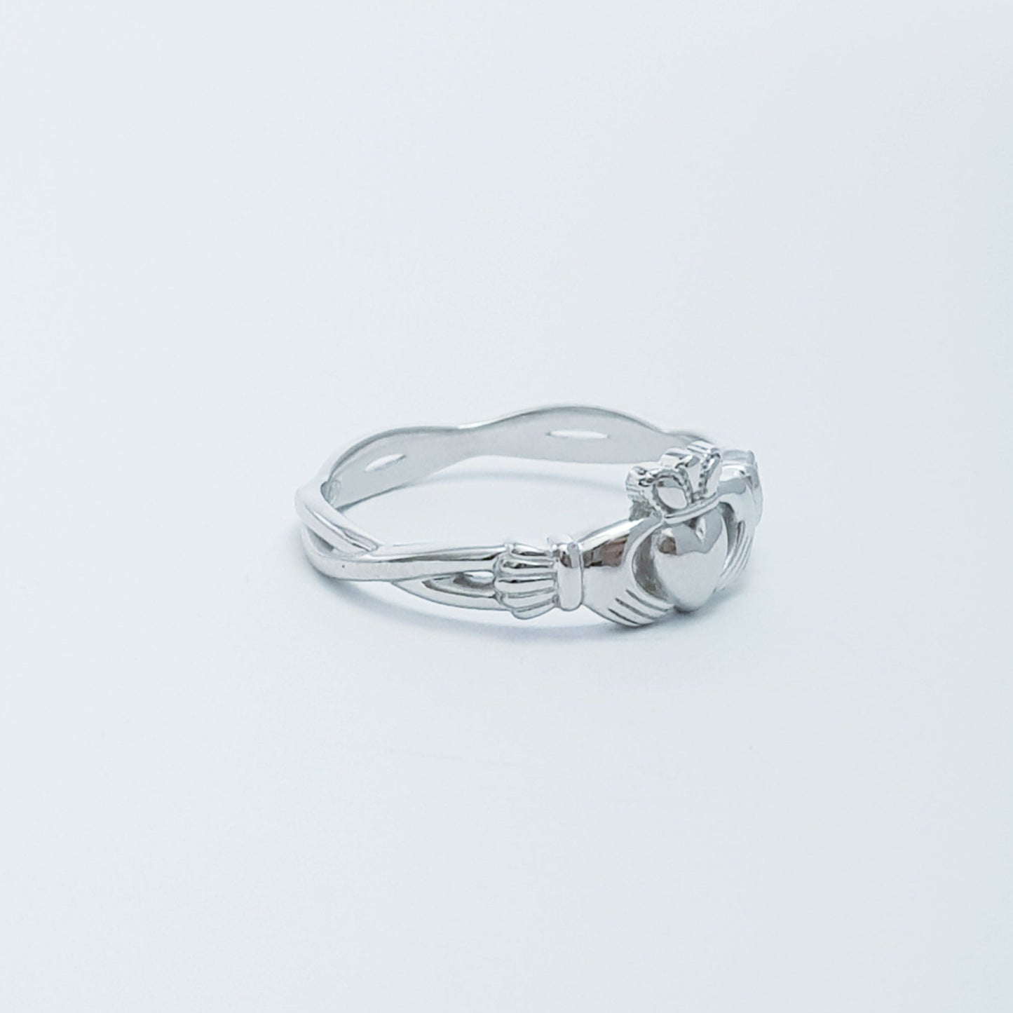 Sterling Silver Claddagh Ring with Crown & Twist Band