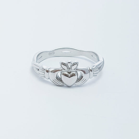 Sterling Silver Claddagh Ring with Crown & Twist Band