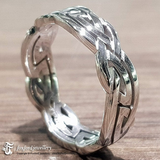 18k Gold Celtic Ring