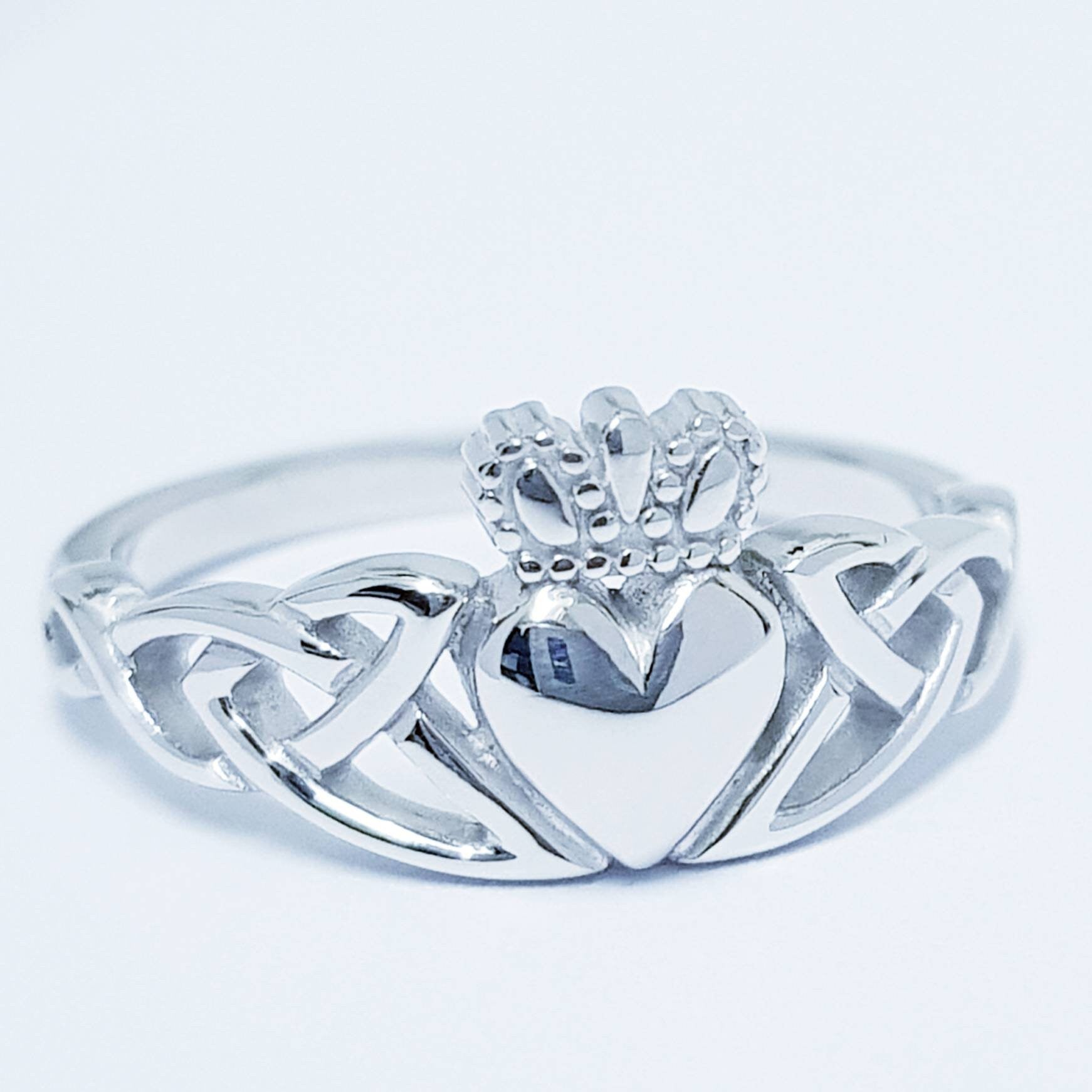 Sterling Silver Claddagh ring, Celtic Knot Claddagh Ring