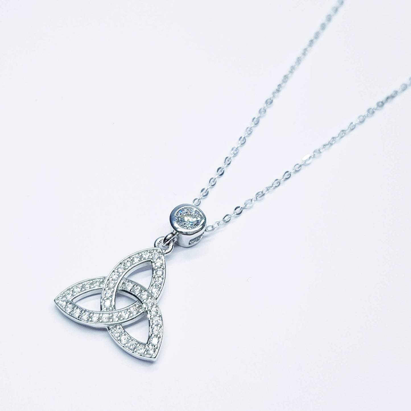 Celtic Trinity knot pendant, Irish gift celtic necklace, triquetra pendant