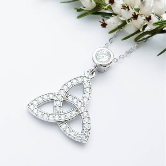 Celtic Trinity knot pendant, Irish gift celtic necklace, triquetra pendant