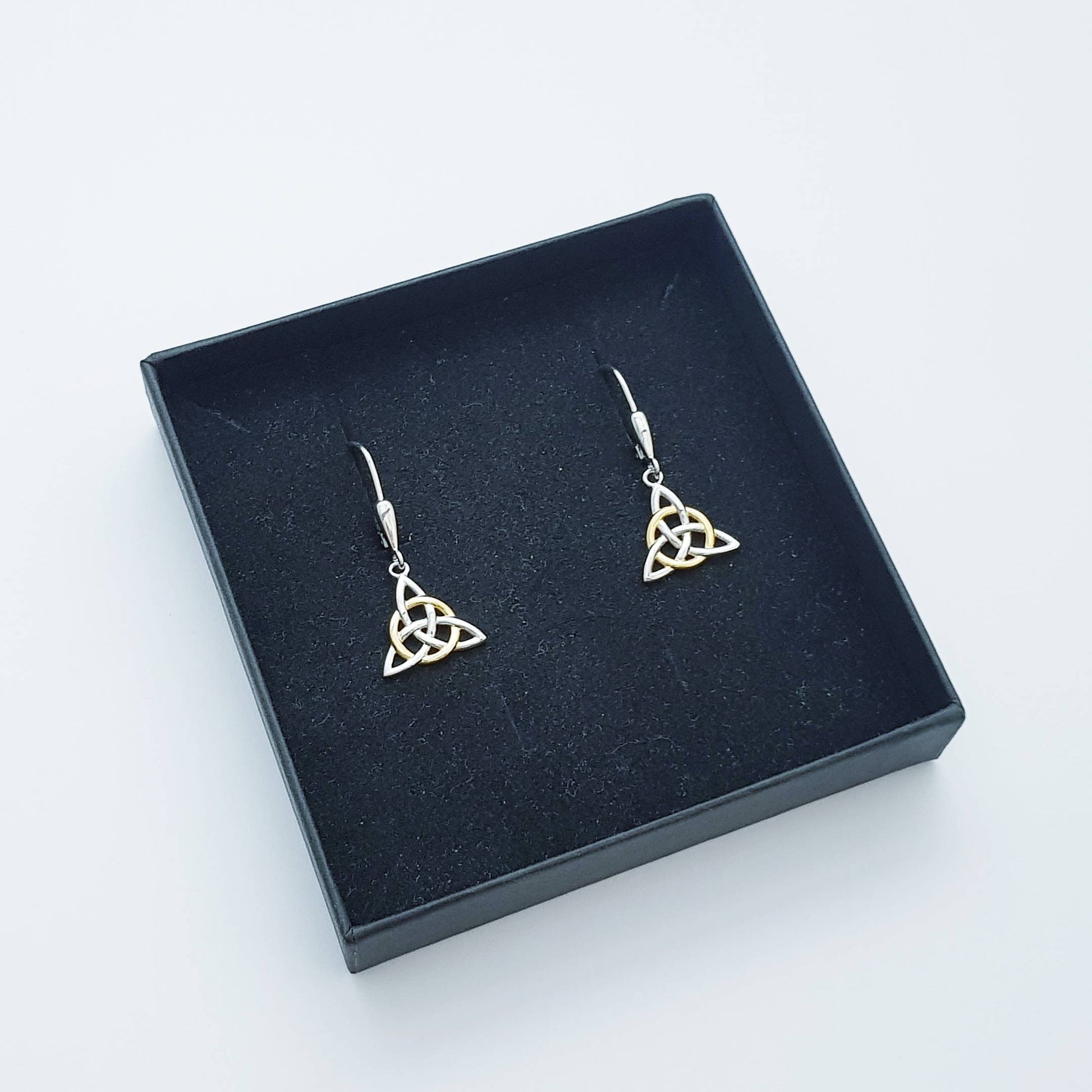 Silver Celtic knot Earrings, Irish Earrings, two tone Celtic Earrings