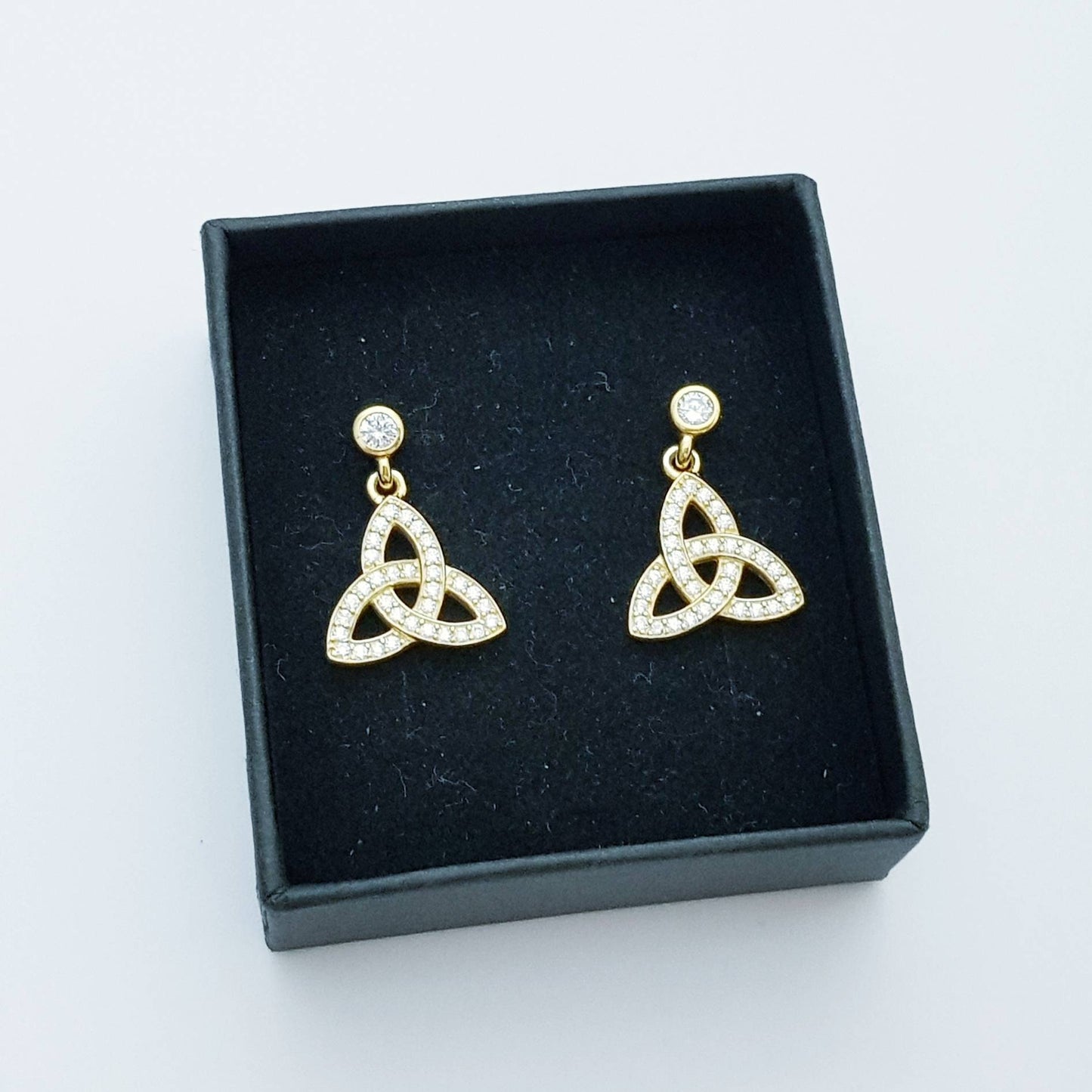 Dainty celtic knot Earrings, Irish Earrings, Celtic drop Earrings