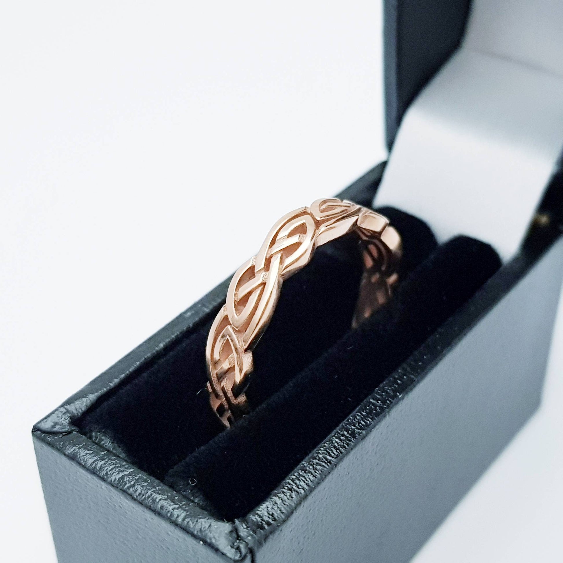 Dainty Rose gold celtic knot ring, fine celtic knot ring