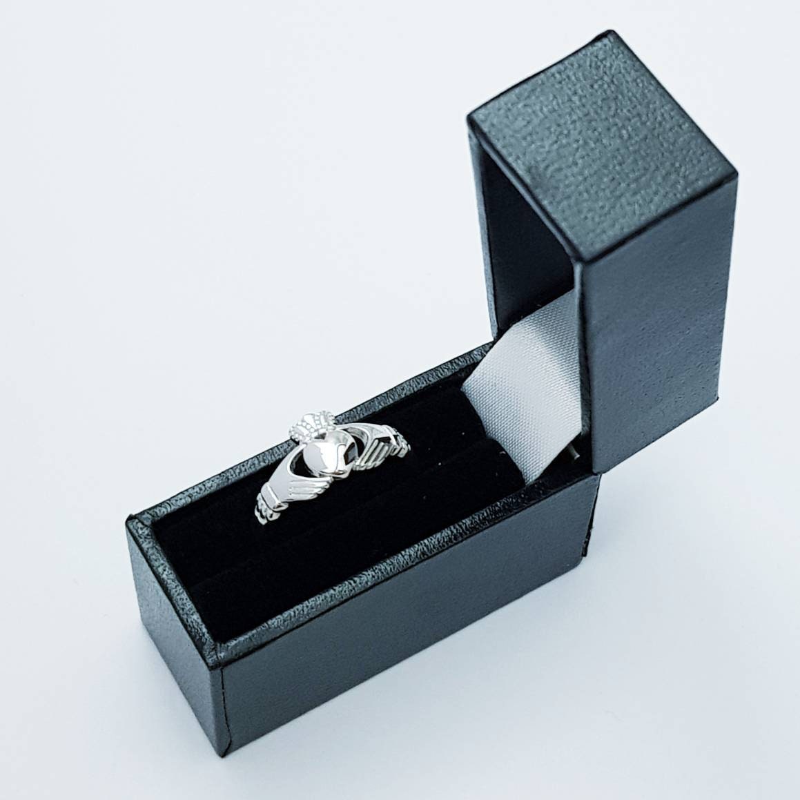 Sterling Silver Claddagh Ring