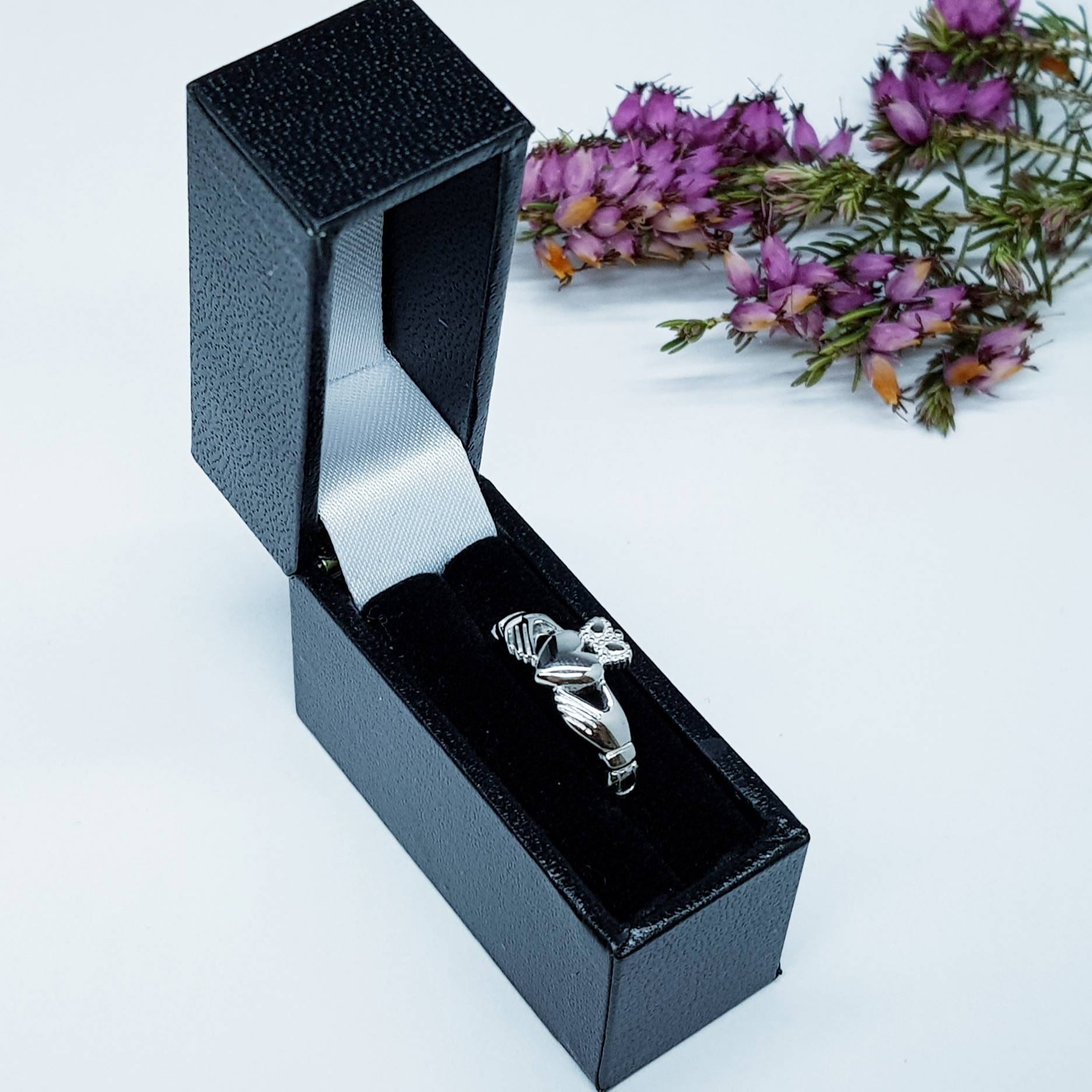 Small silver claddagh ring, Irish claddagh ring, delicate claddagh ring