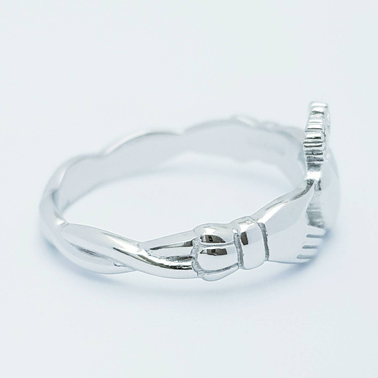 Sterling Silver Celtic Twist Band Claddagh Ring