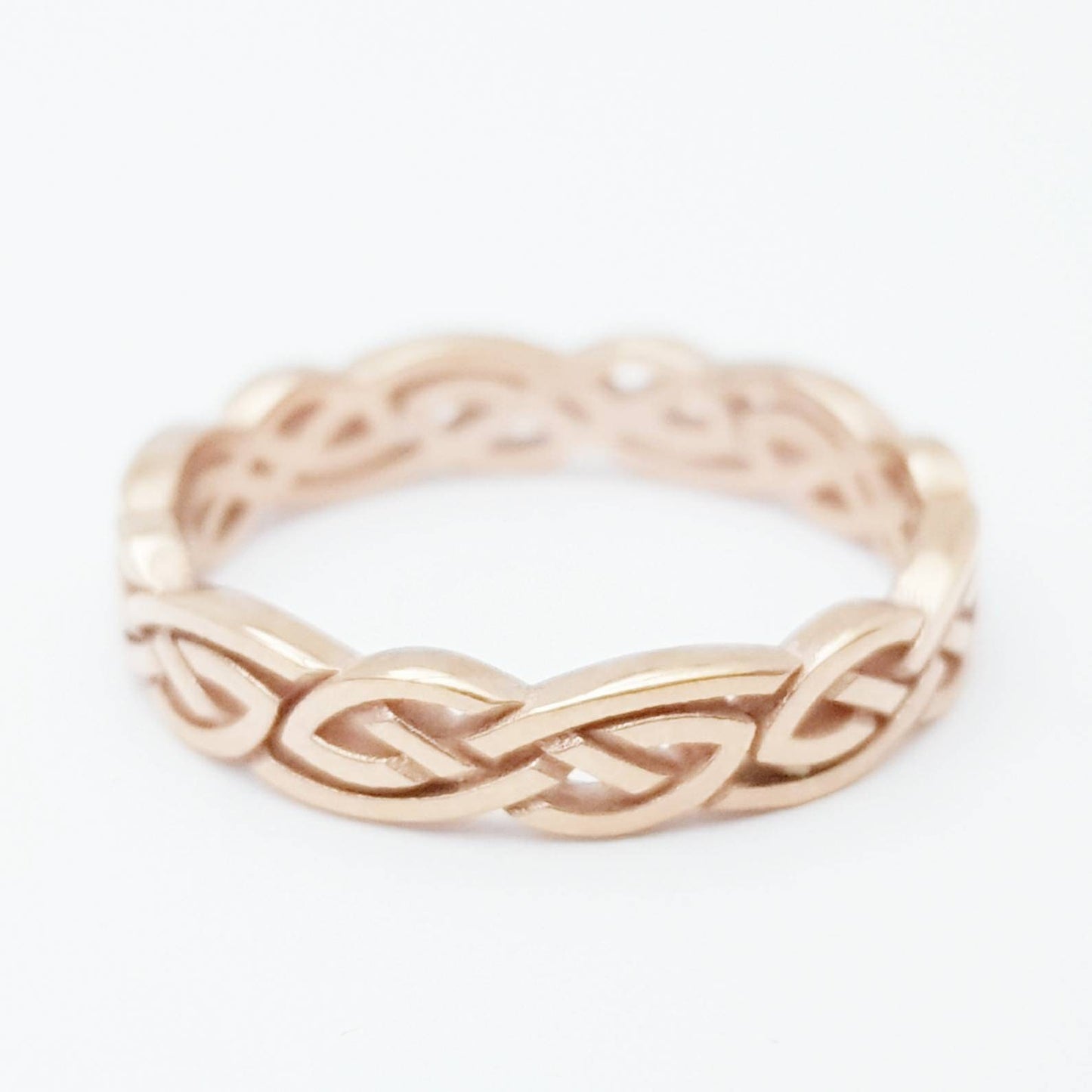 Dainty Rose gold celtic knot ring, fine celtic knot ring