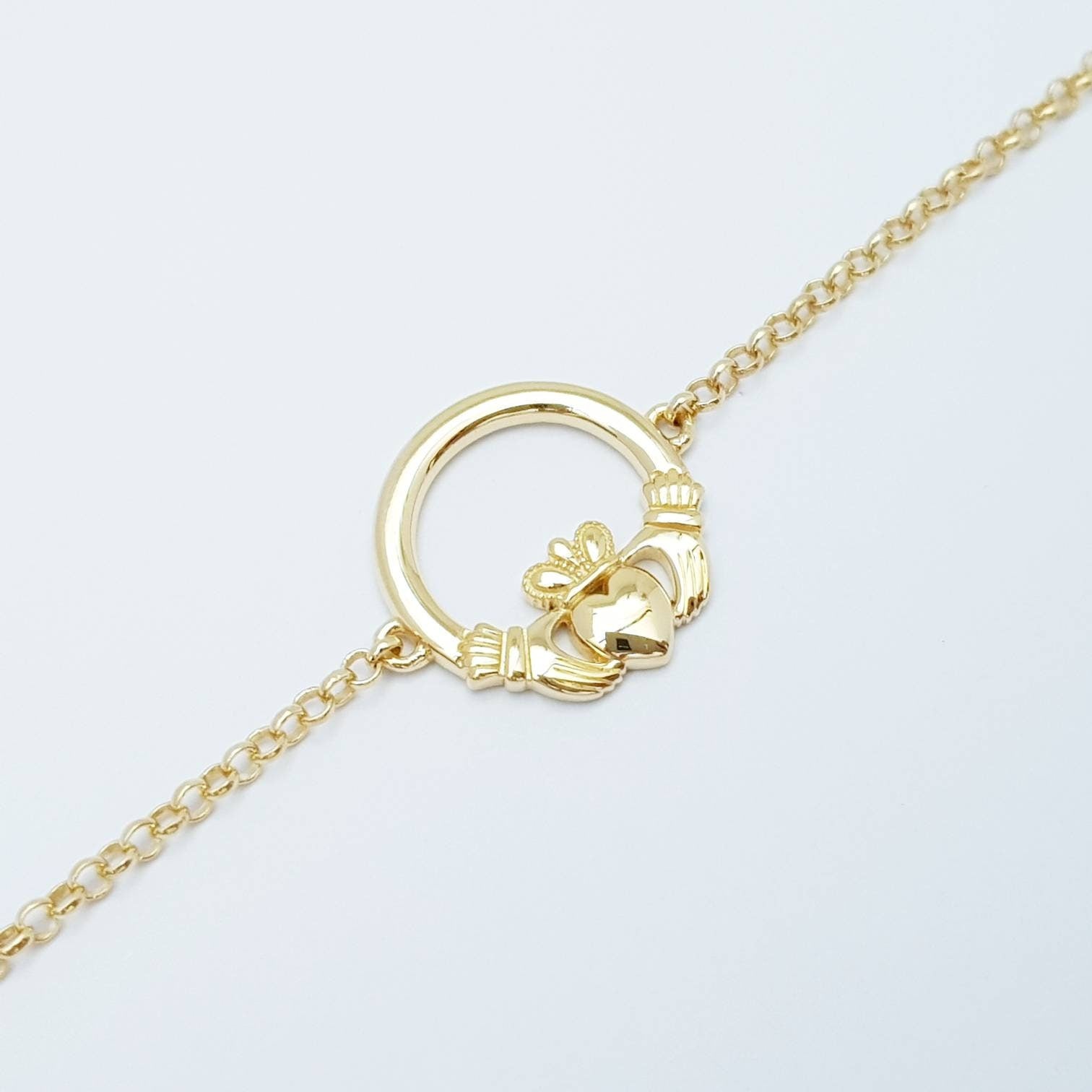 Claddagh bracelet, dainty claddagh bracelet, gold claddagh