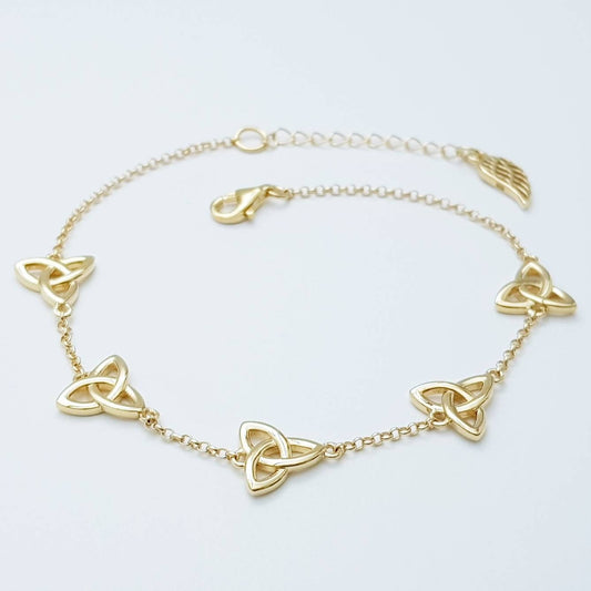 Celtic knot bracelet, small trinity knot bracelet, gold celtic bracelet