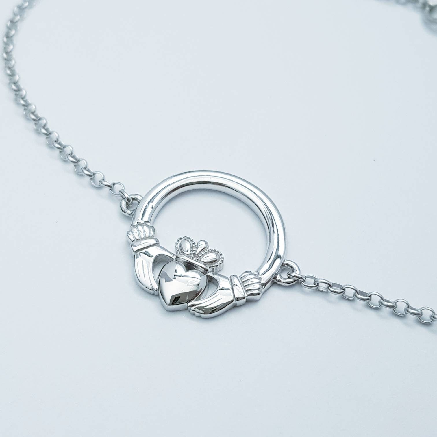 Irish bracelet, dainty claddagh bracelet, silver claddagh, Irish gift