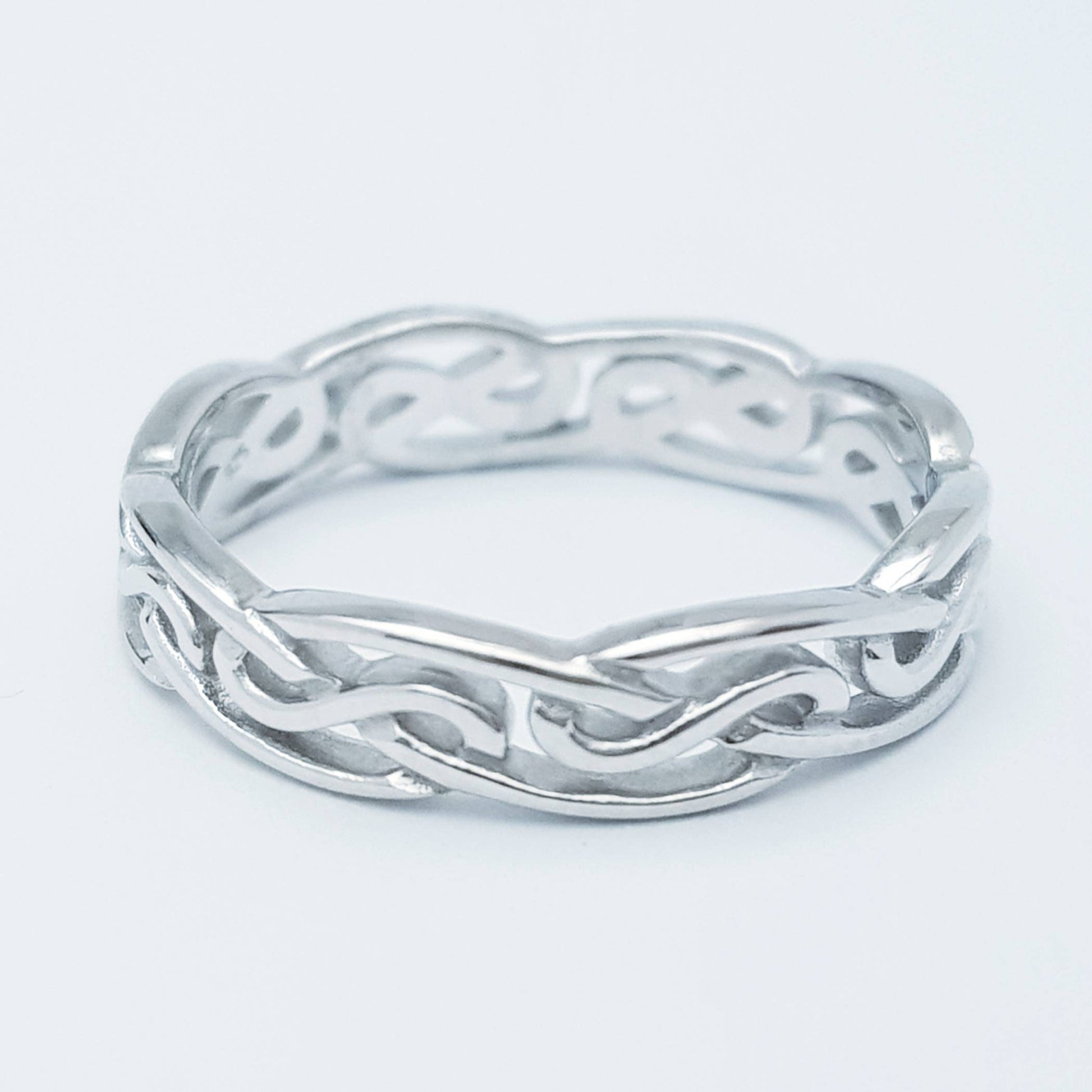 Delicate open celtic knot ring, sterling silver celtic ring
