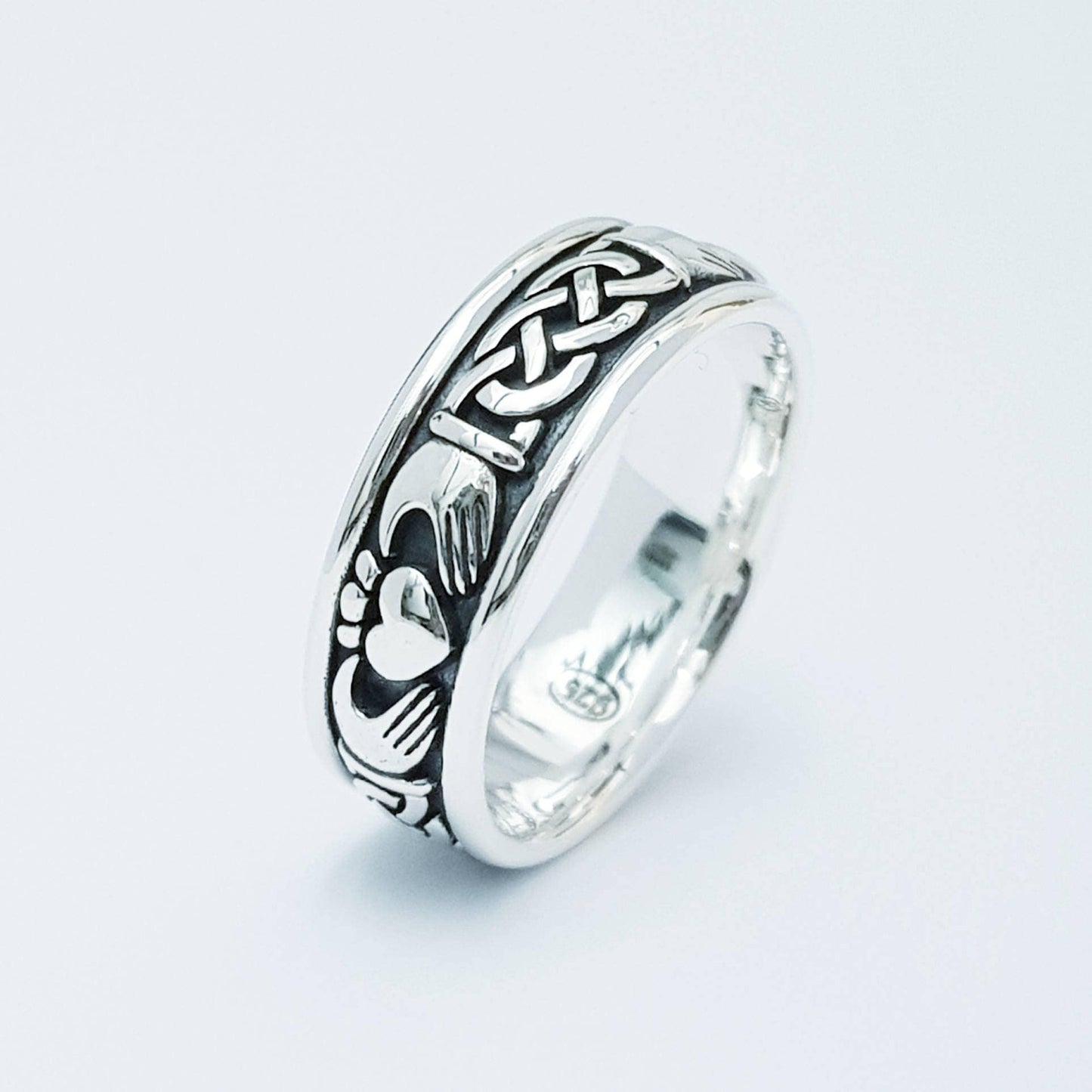 Claddagh & Celtic Band with Oxidized Background