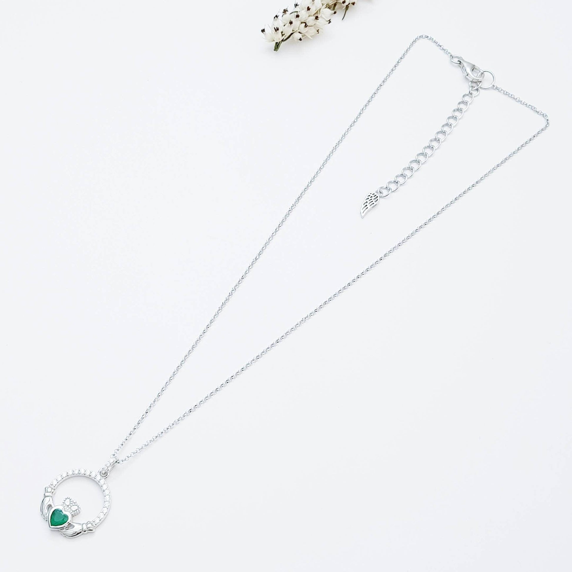 Sterling silver emerald green may birthstone claddagh necklace