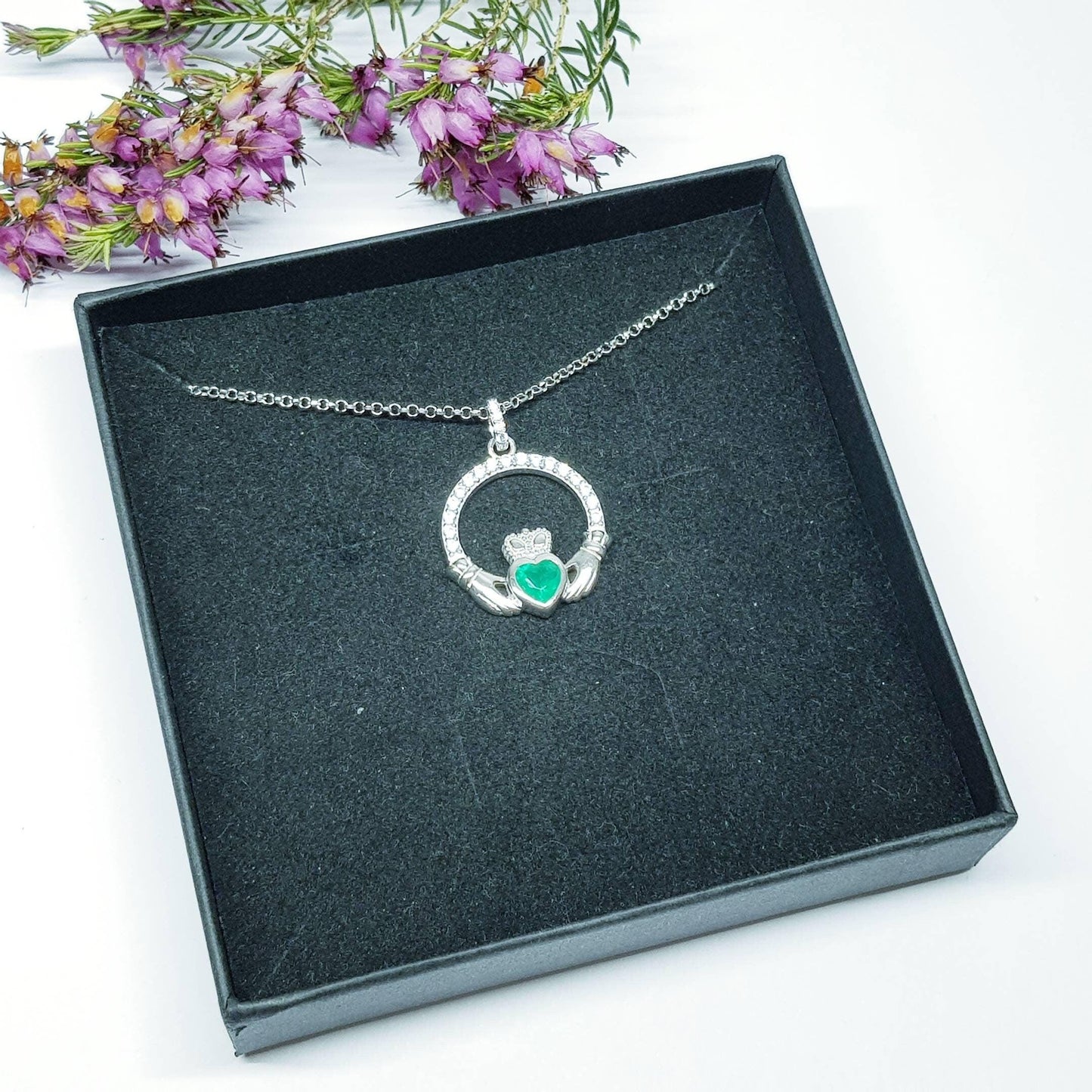 Sterling silver emerald green may birthstone claddagh necklace