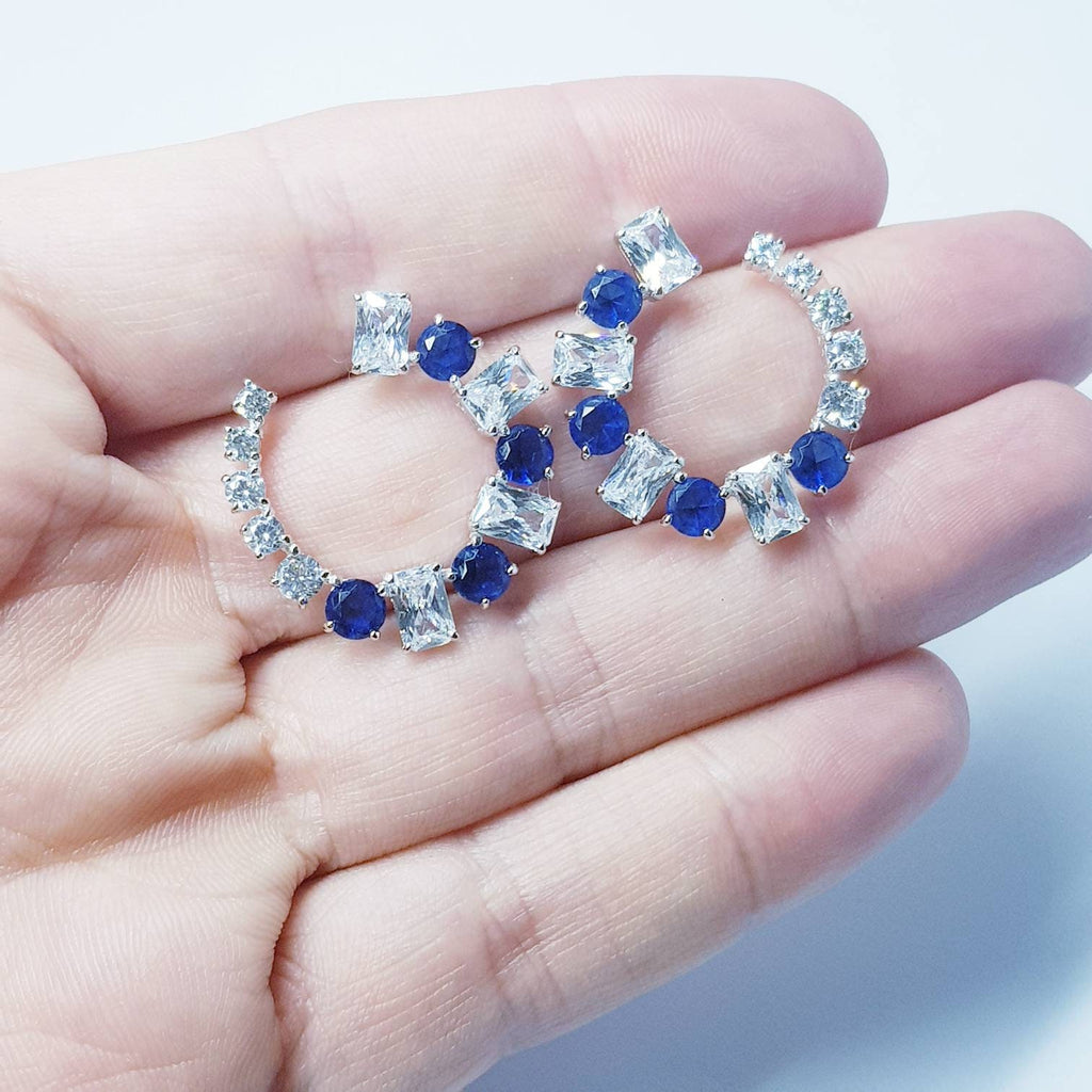 Sapphire blue earrings, stud earrings, birthstone earrings, September earrings, Chic vintage earrings, elegant stud earrings