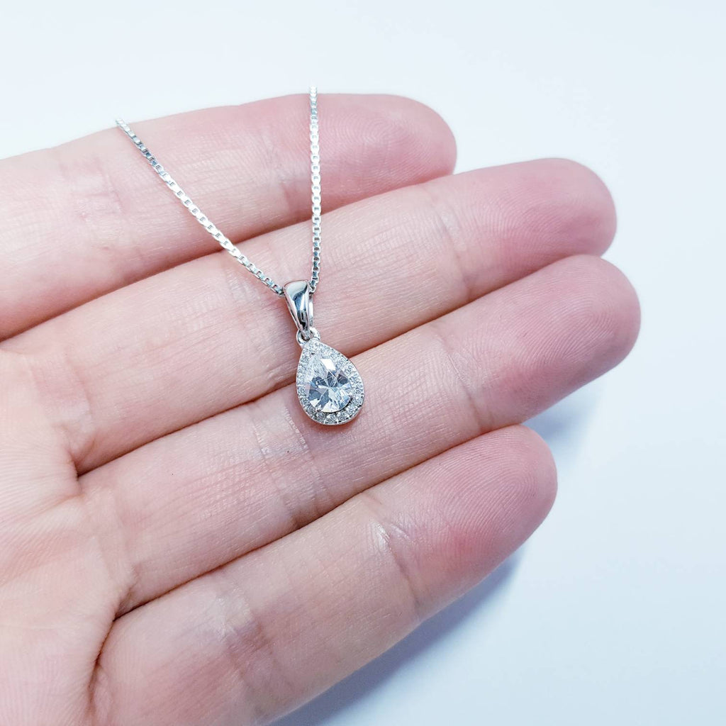 Dainty sterling silver necklace, small white diamond simulant pendant, Vintage necklace, delicate pendant