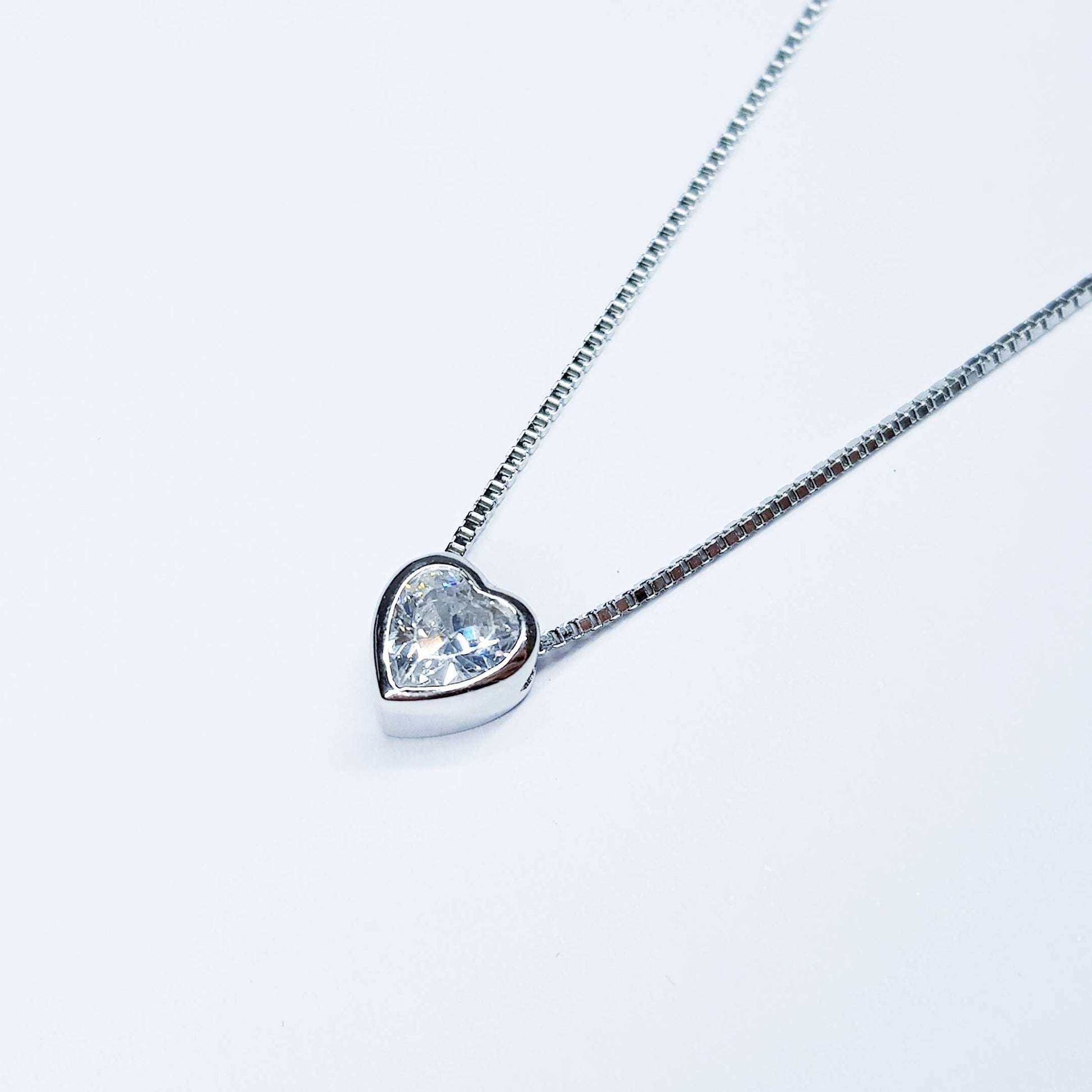 Cute heart necklace, necklace for girlfriend, dainty heart pendant