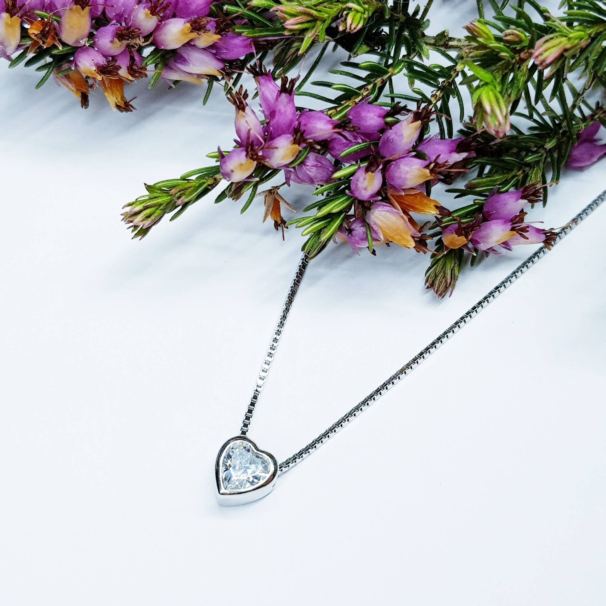 Cute heart necklace, necklace for girlfriend, dainty heart pendant