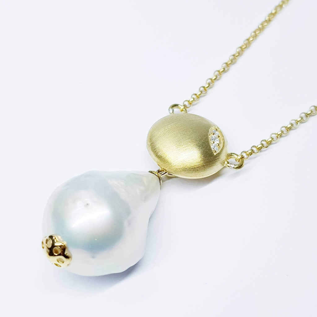 Unique necklace with large baroque pearl, large pearl pendant, unique jewelry